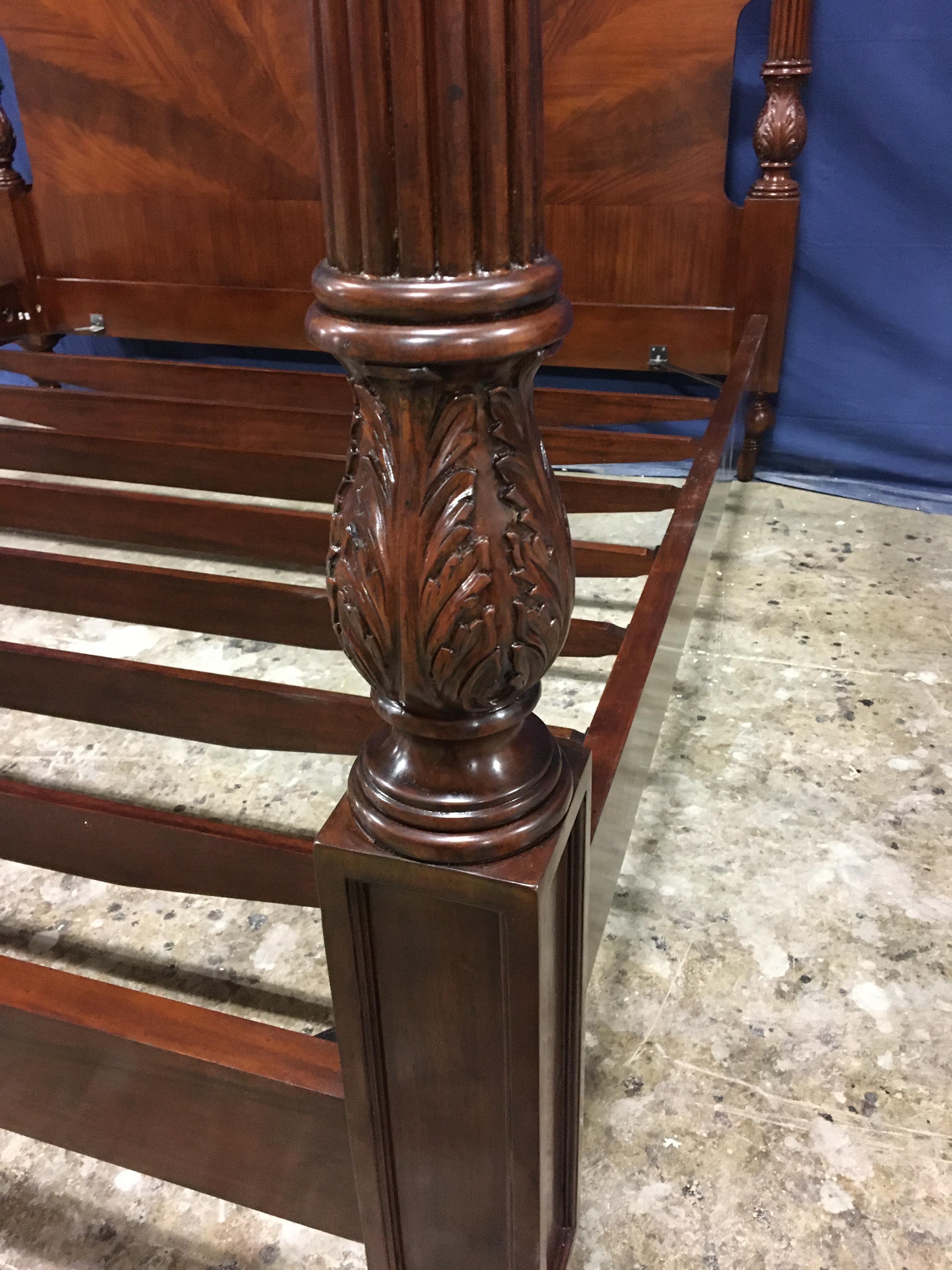 Lit à colonnes en acajou de taille Queen par Leighton Hall en vente 3