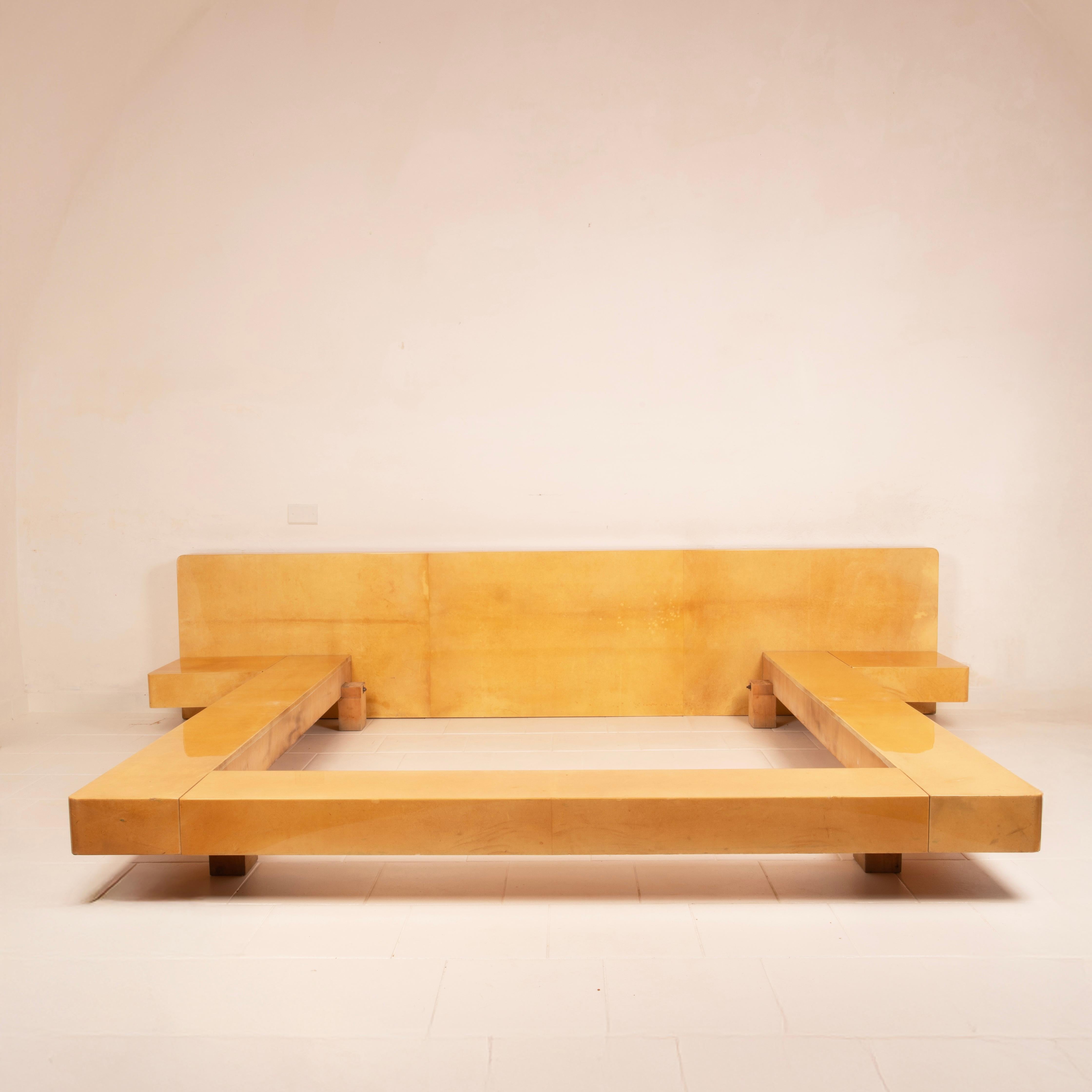 Queen Size Parchment Bed by Aldo Tura for TURA Milano, 1960 in vendita 4