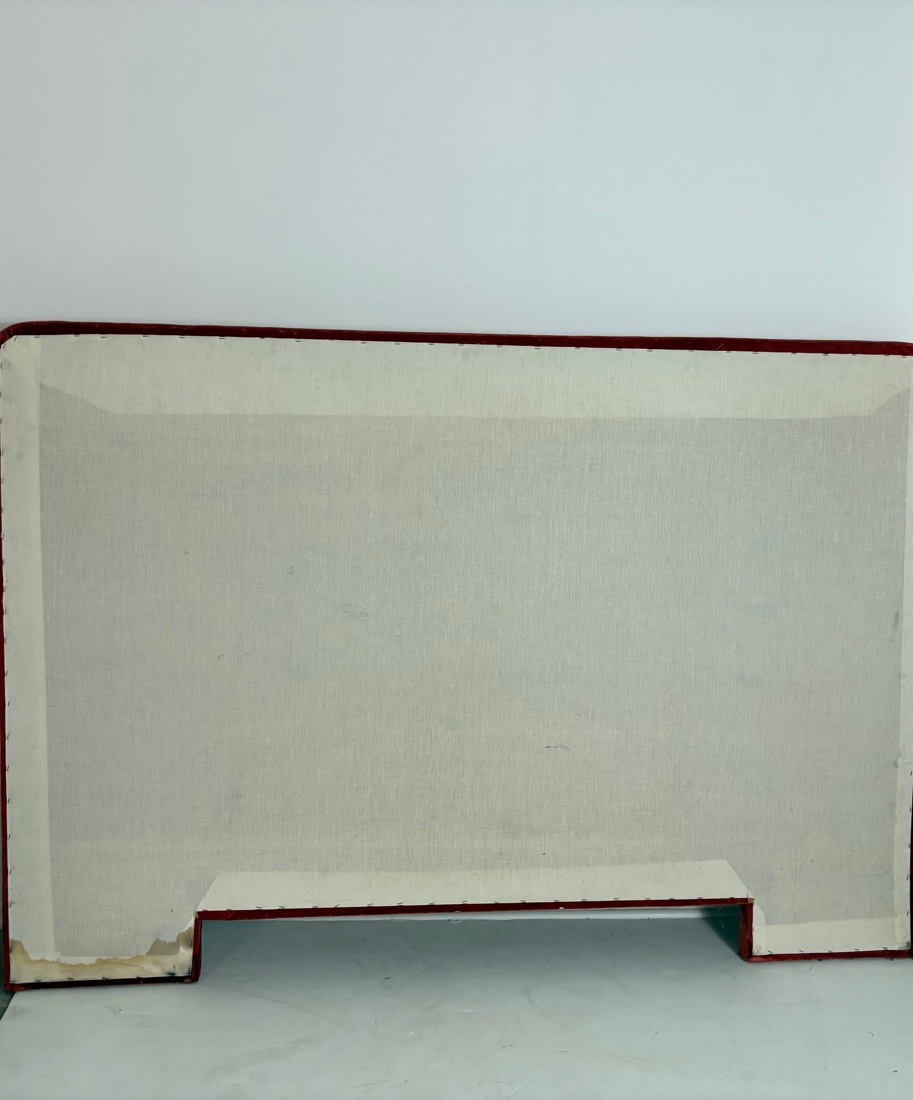 Queen Size Velvet Headboard In Good Condition For Sale In Pomona, CA