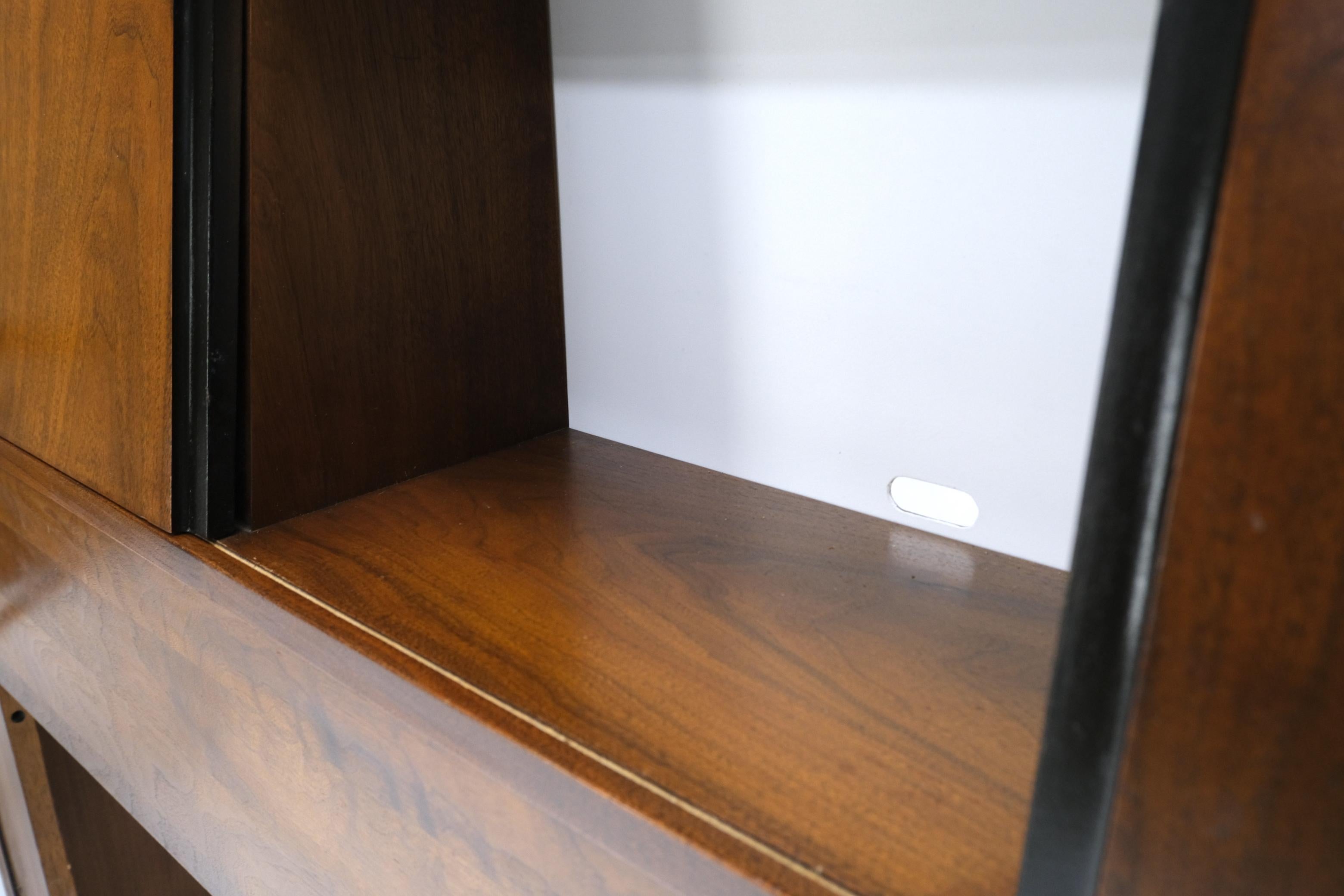 Queen Size Walnut Headboard Bed w/ Sliding Doors Compartment 3