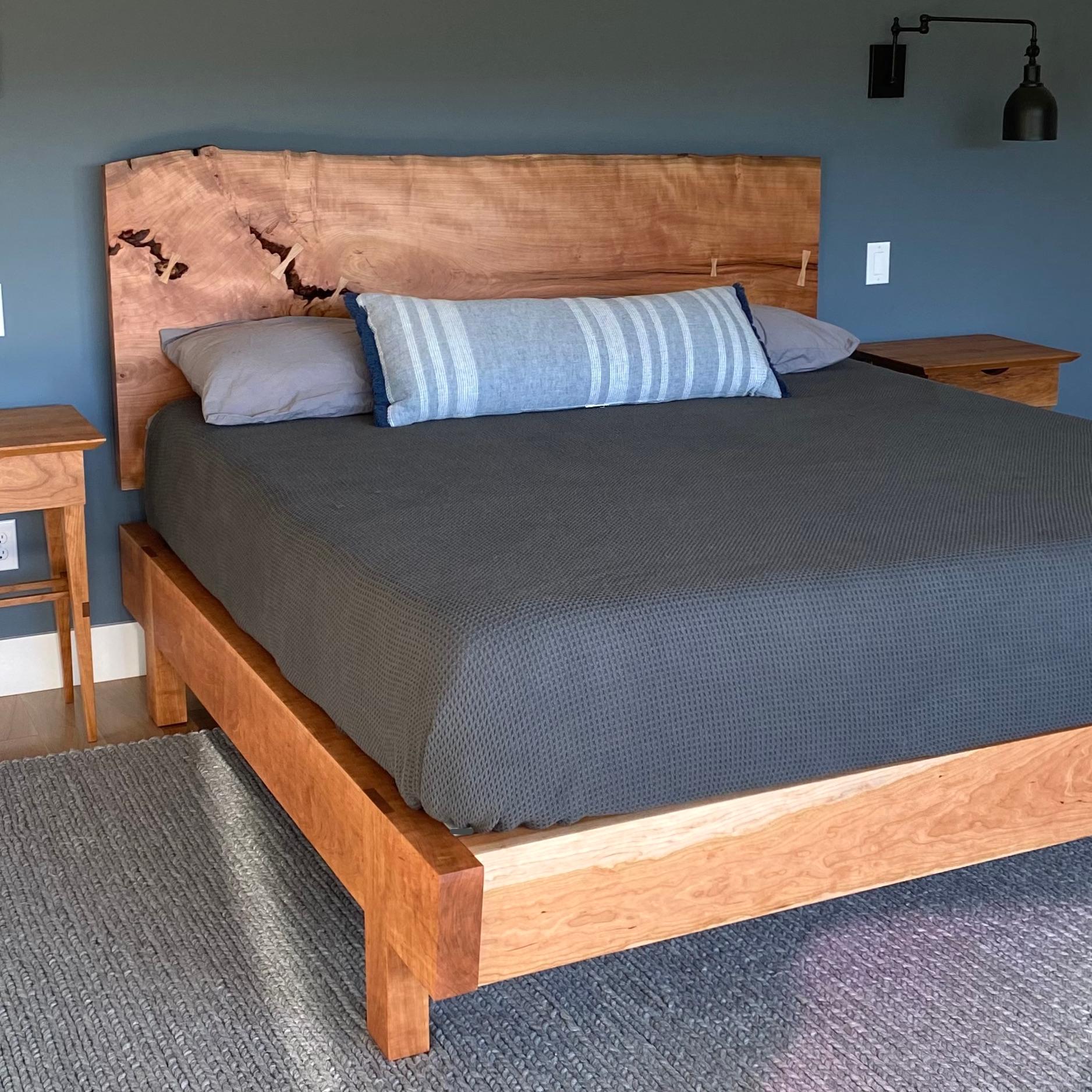 Hand-Crafted Queen Sized Platform Maple Perri Bed with Live-Edge Slab Headboard For Sale