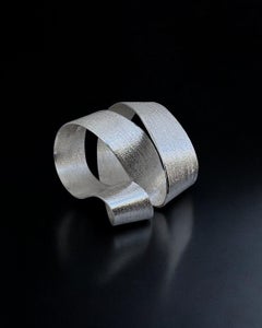 Bague Queguay en argent 950 par Lucía Rovira