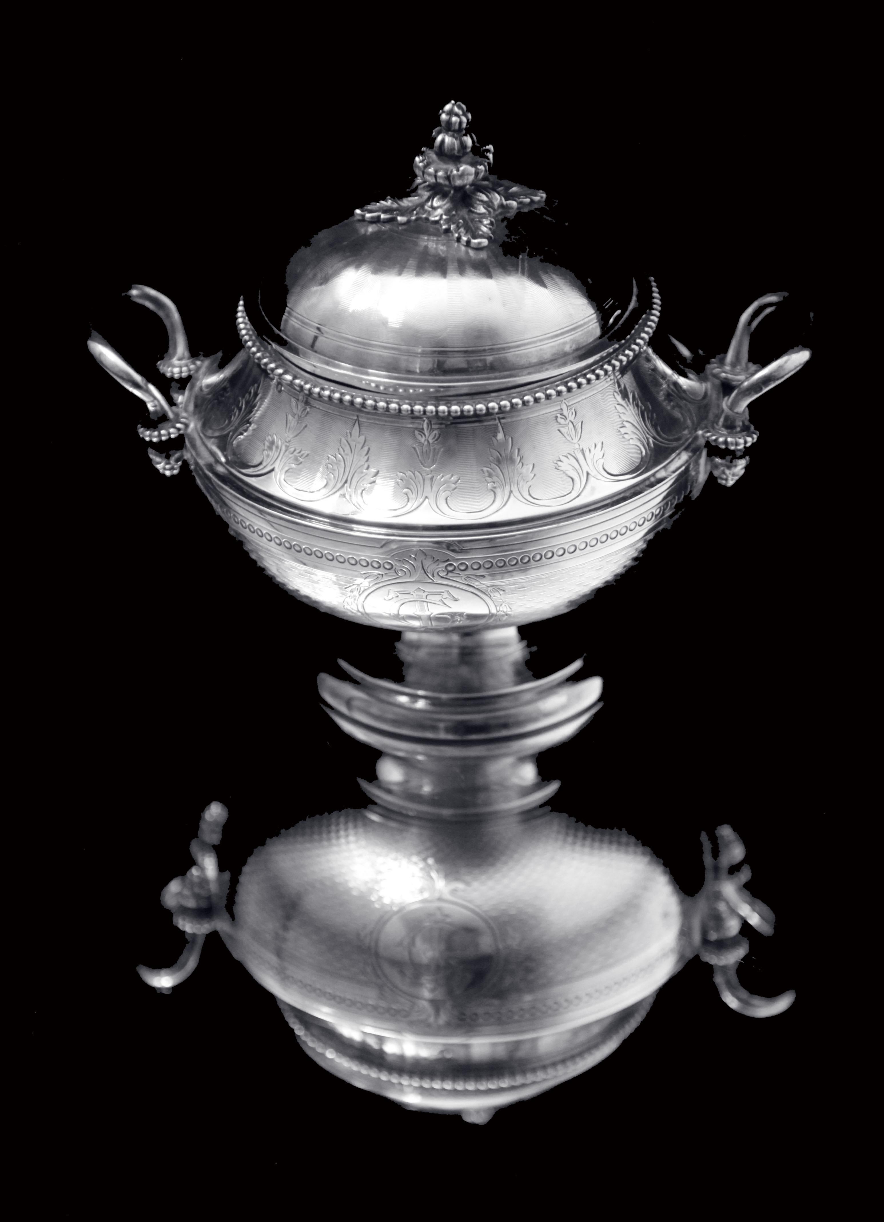 Queille - Magnificent 5pc. Antique French 950 Sterling Silver Tea Set + Wraps ! For Sale 6