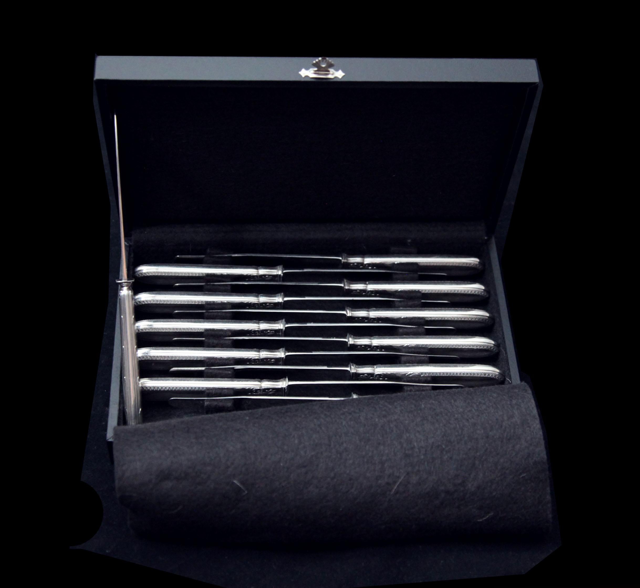 Queille & Soufflot - 37pc. Antique French 19th Century Dessert Flatware Set ! For Sale 4