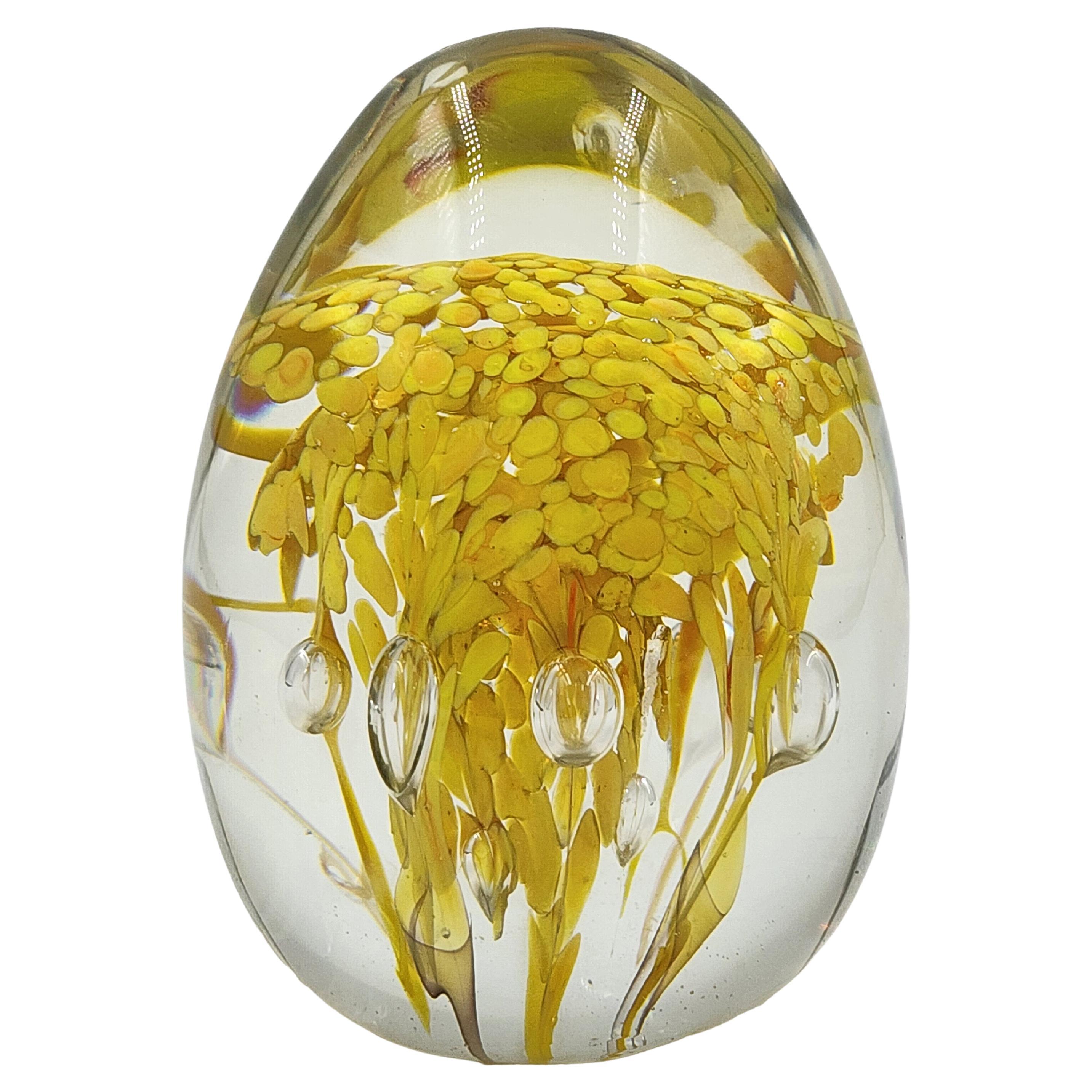 Querandi Briefbeschwerer aus Glas im Angebot