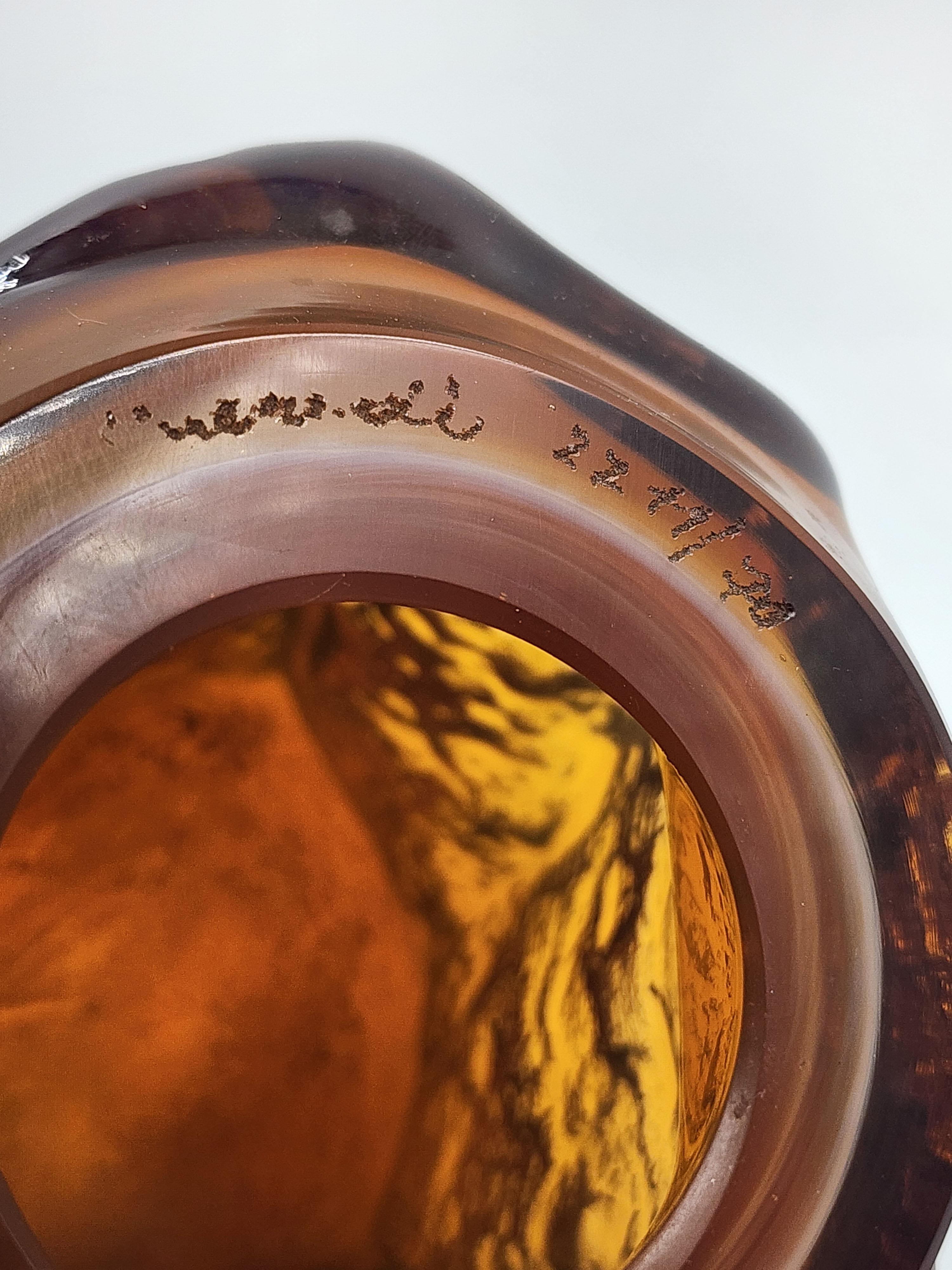 Vetro artistico Vaso in vetro Querandi Suomi degli anni '70 in vendita