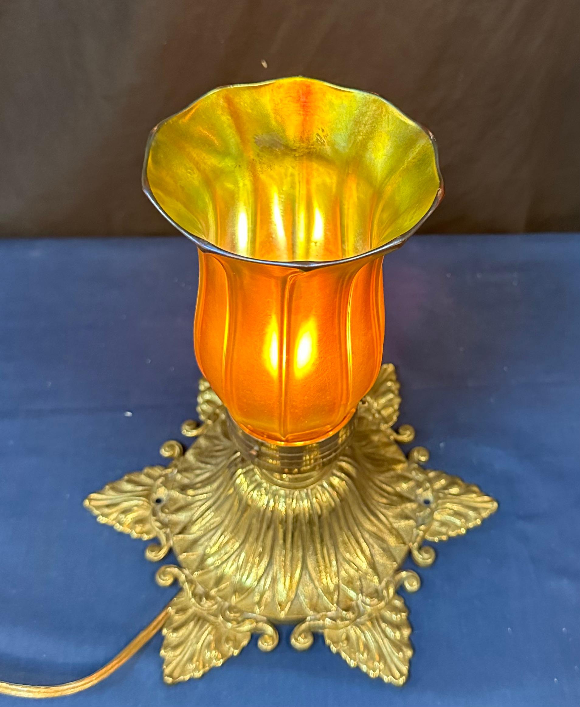 Quezal-Kunstglas-Leuchten (3) im Angebot 1