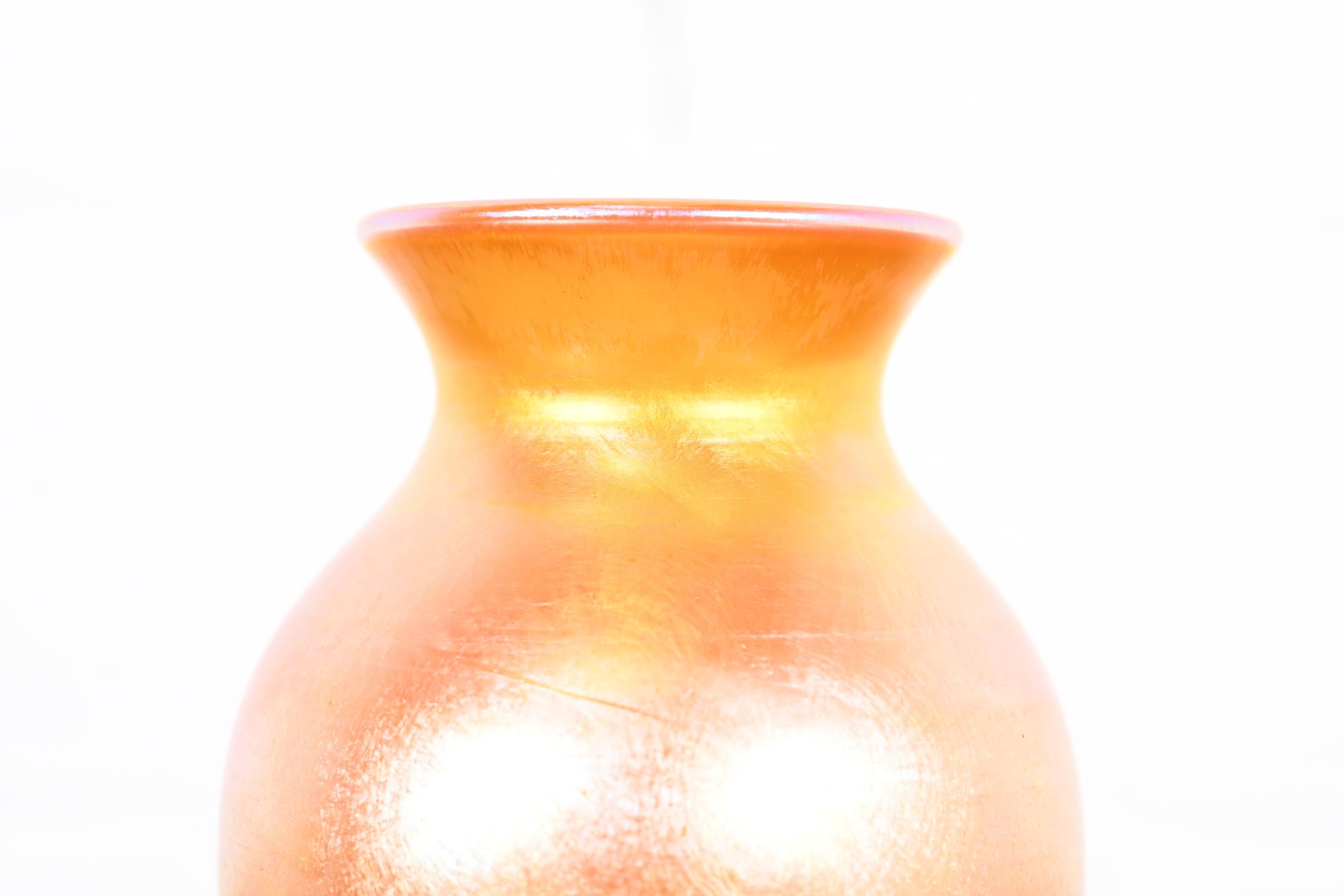 American Quezal Arts & Crafts Iridescent Art Glass Vase