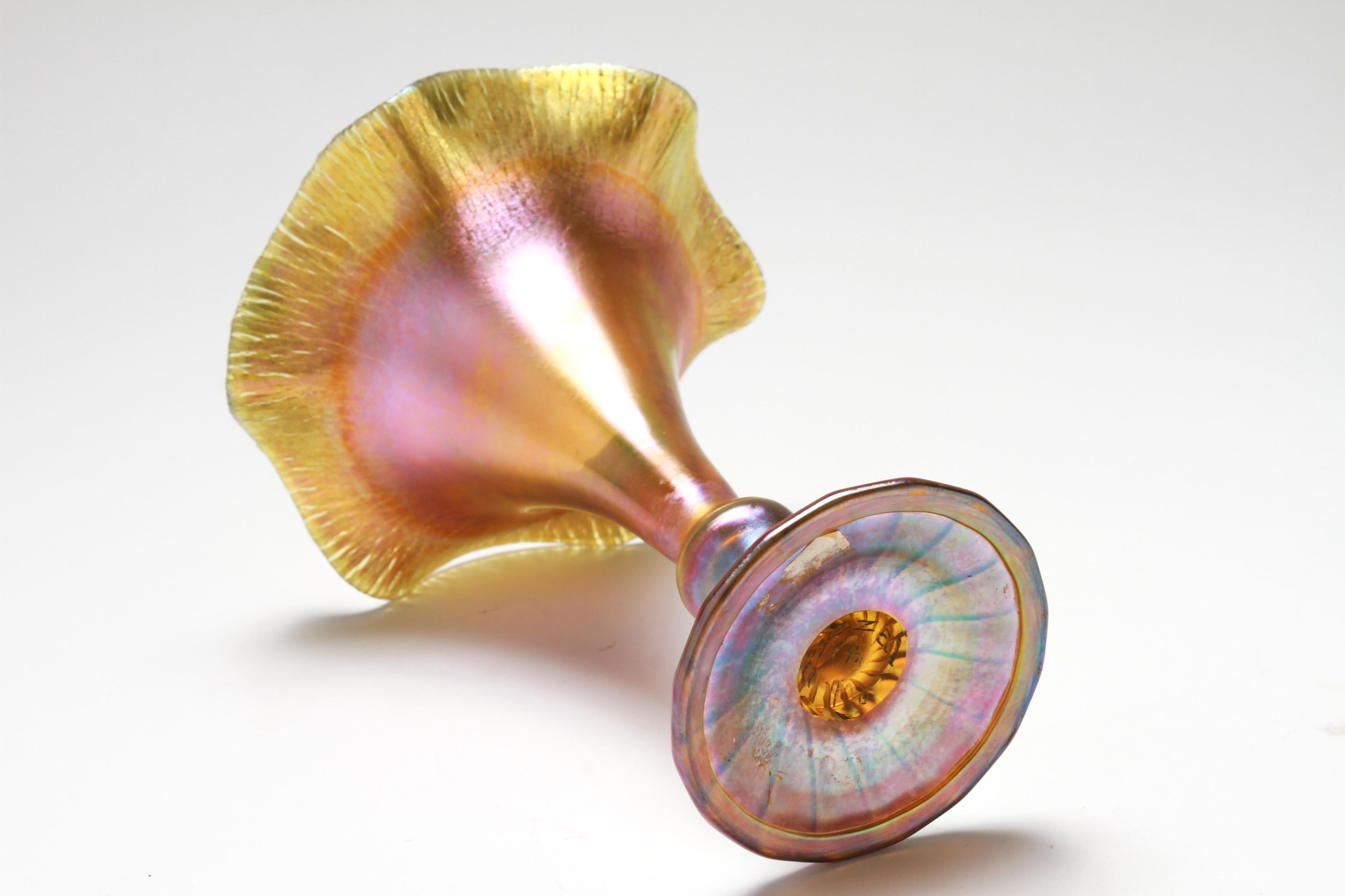 American Quezal Iridescent Art Glass Ruffled Trumpet Vase