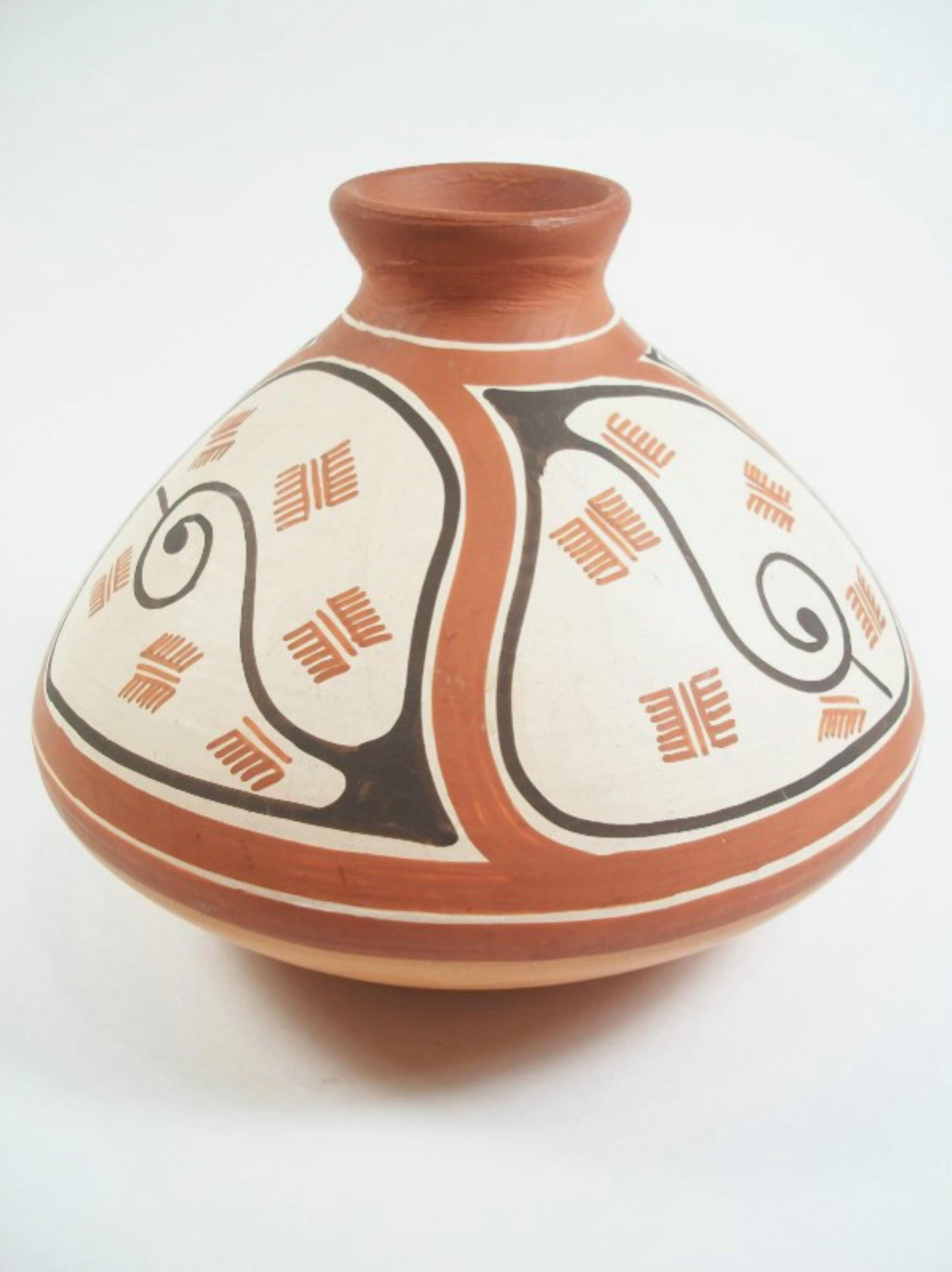 Olla de Cerámica de Arte Popular Pintada a Mano Quibor Lara - Venezuela - Finales Siglo XX Arte popular en venta