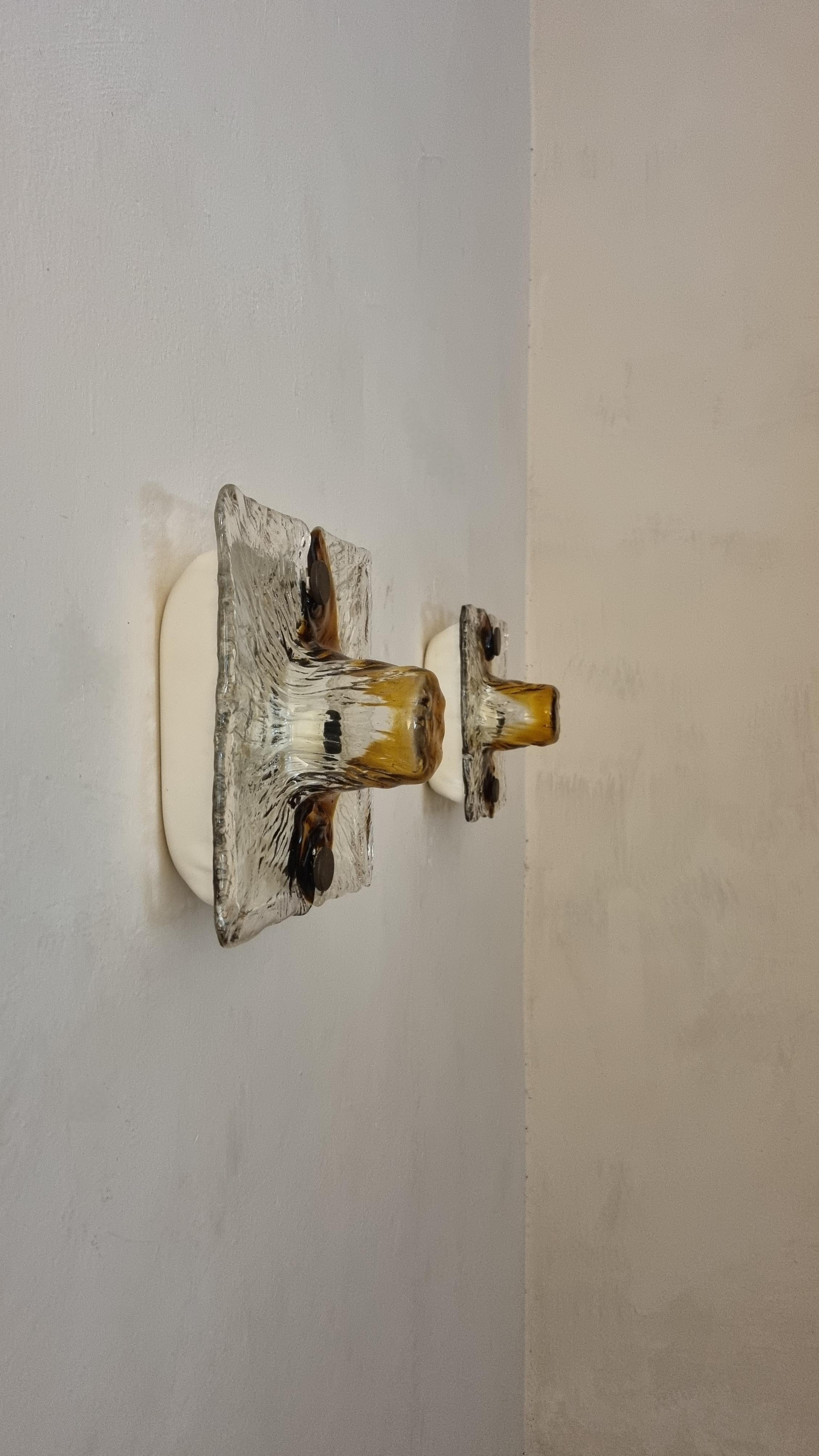 Italian Quilt wall sconces designed by Toni Zuccheri for Venini 1970 in vendita