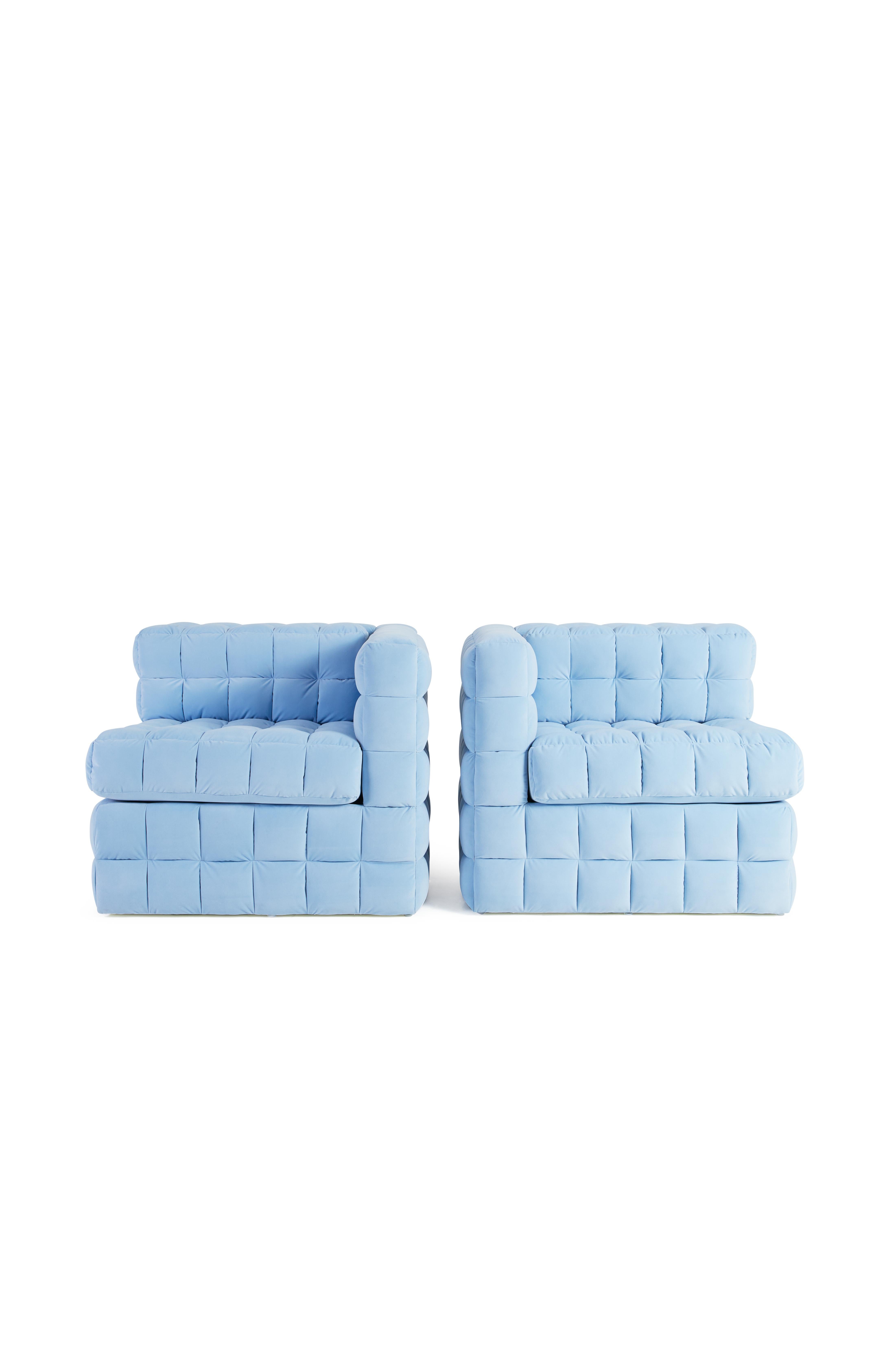 Quilted, Modular Sofa with Ottoman In New Condition For Sale In Los Angeles, CA