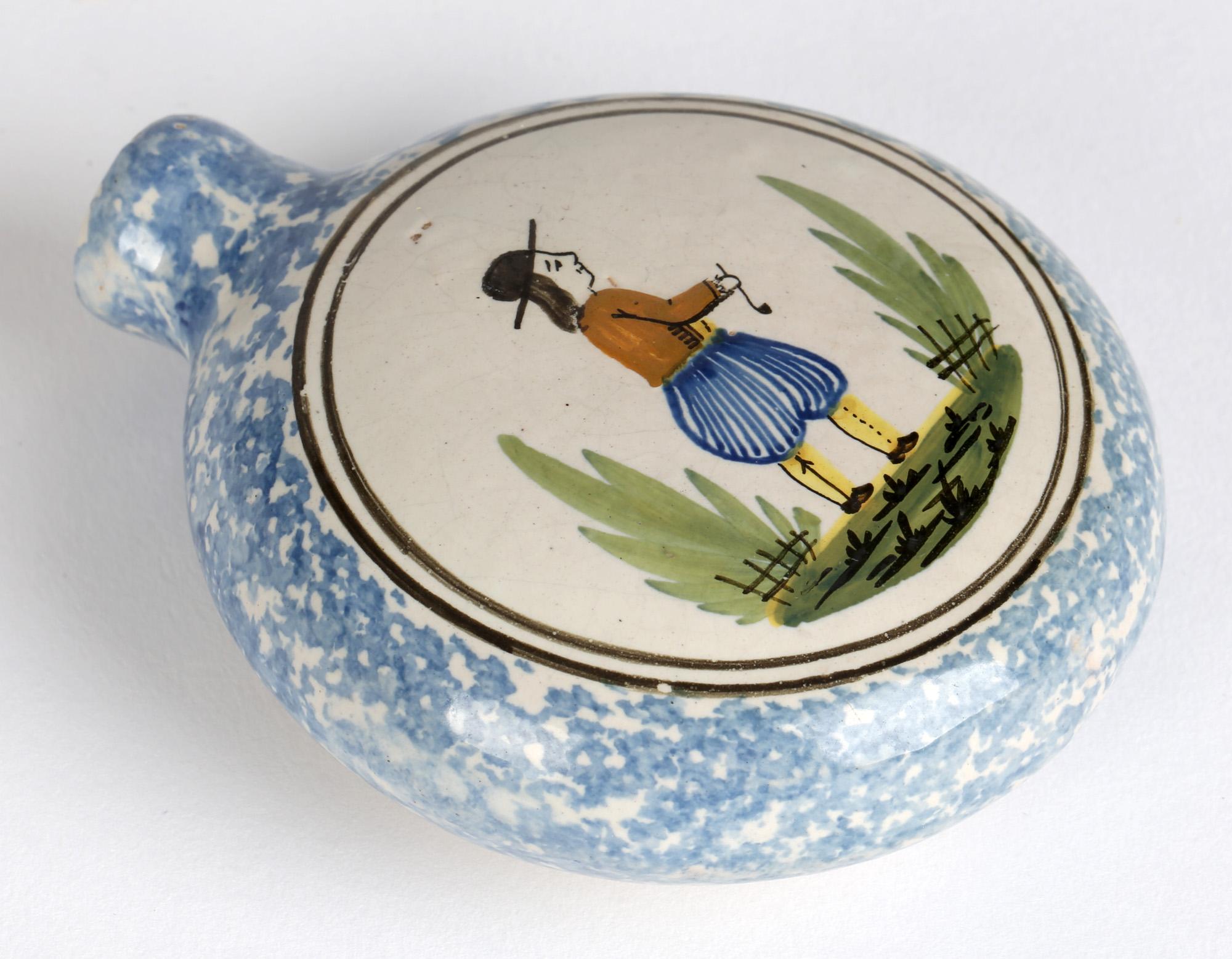 Frasco de Quimper Faience Pottery francés pintado a mano Alfarería en venta