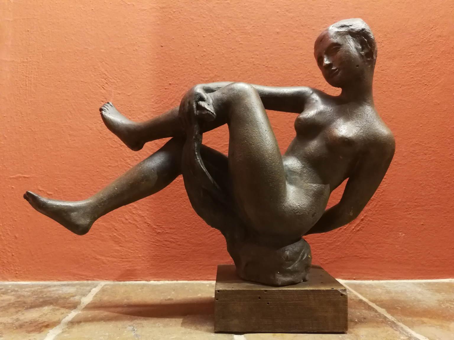 Quinto Martini Weiblicher Akt Skulptur 20 Jahrhundert Terrakotta signiert. im Angebot 1