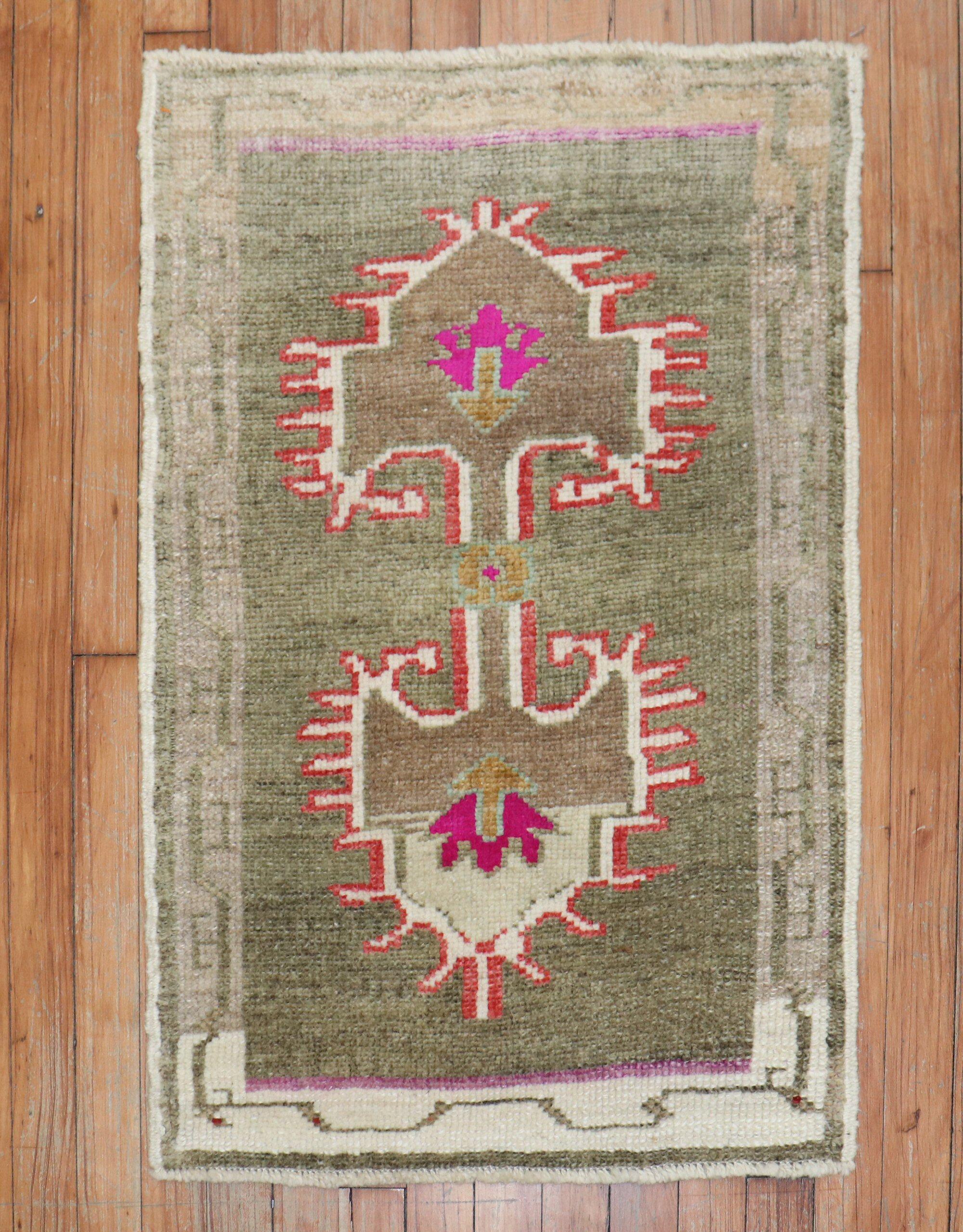 One of a kind mid 20th century Turkish Anatolian Mat

Measres: 2' x 2'11''.