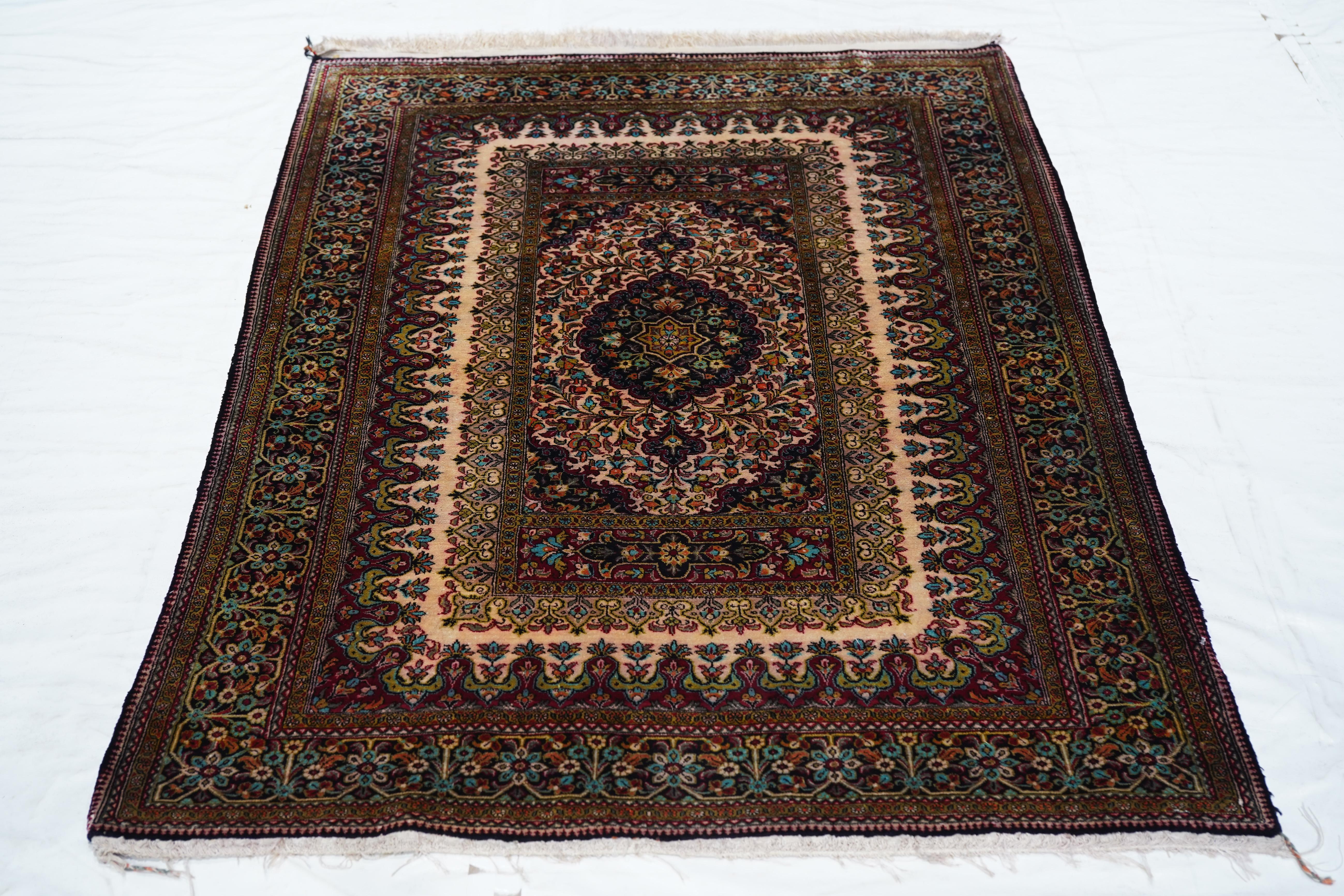 Fine Silk Persian Qum Rug 3'6'' x 5'0'' For Sale 3