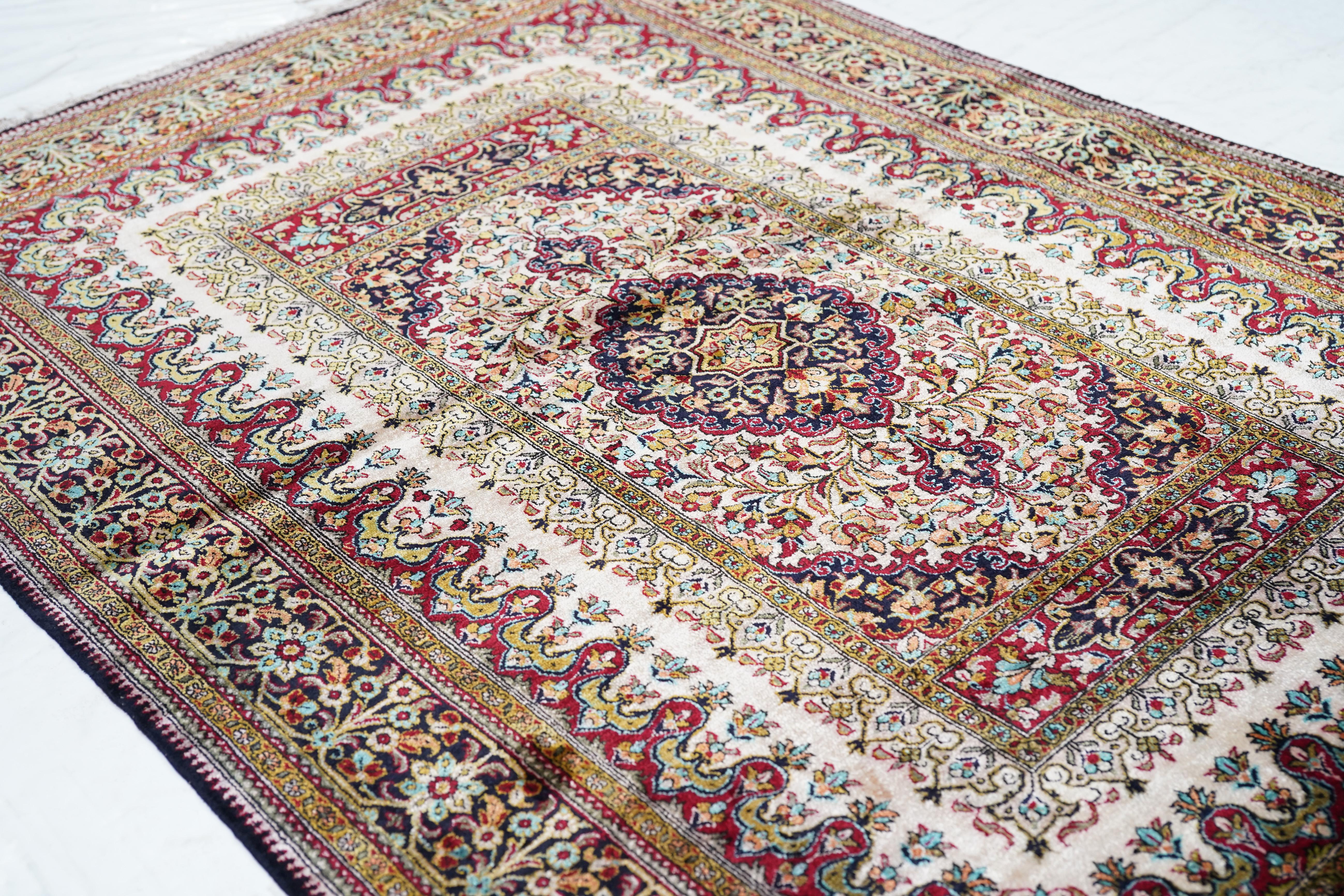 20th Century Fine Silk Persian Qum Rug 3'6'' x 5'0'' For Sale