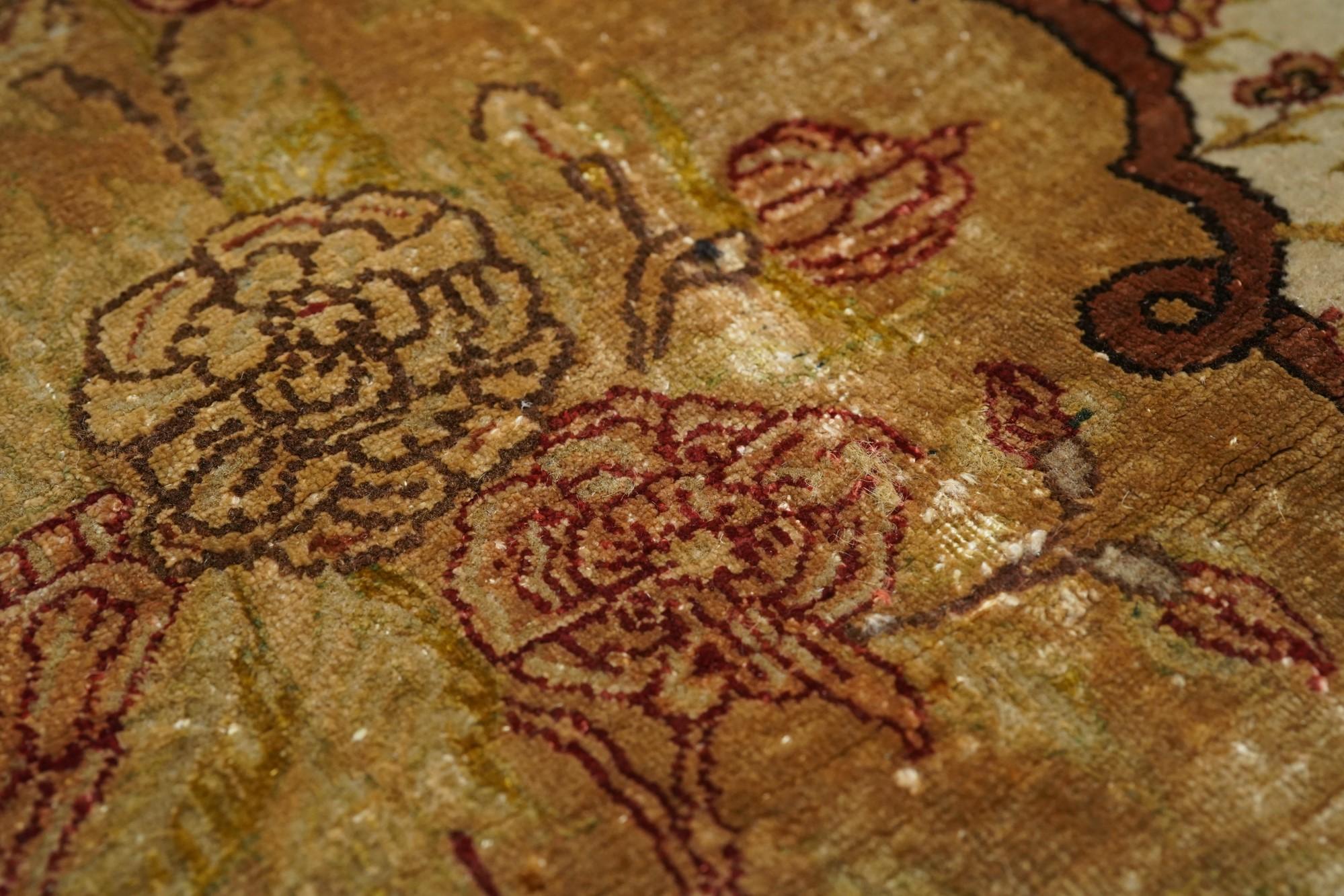 Äußerst feiner persischer Teheran-Teppich aus Wolle und Seide 4'4'' x 7'4'' im Angebot 3