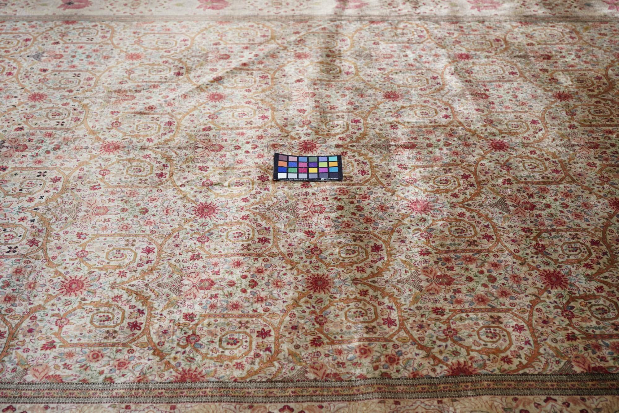 Extremely Fine Persian Silk Qum Rug 6'6'' x 9'5'' For Sale 7