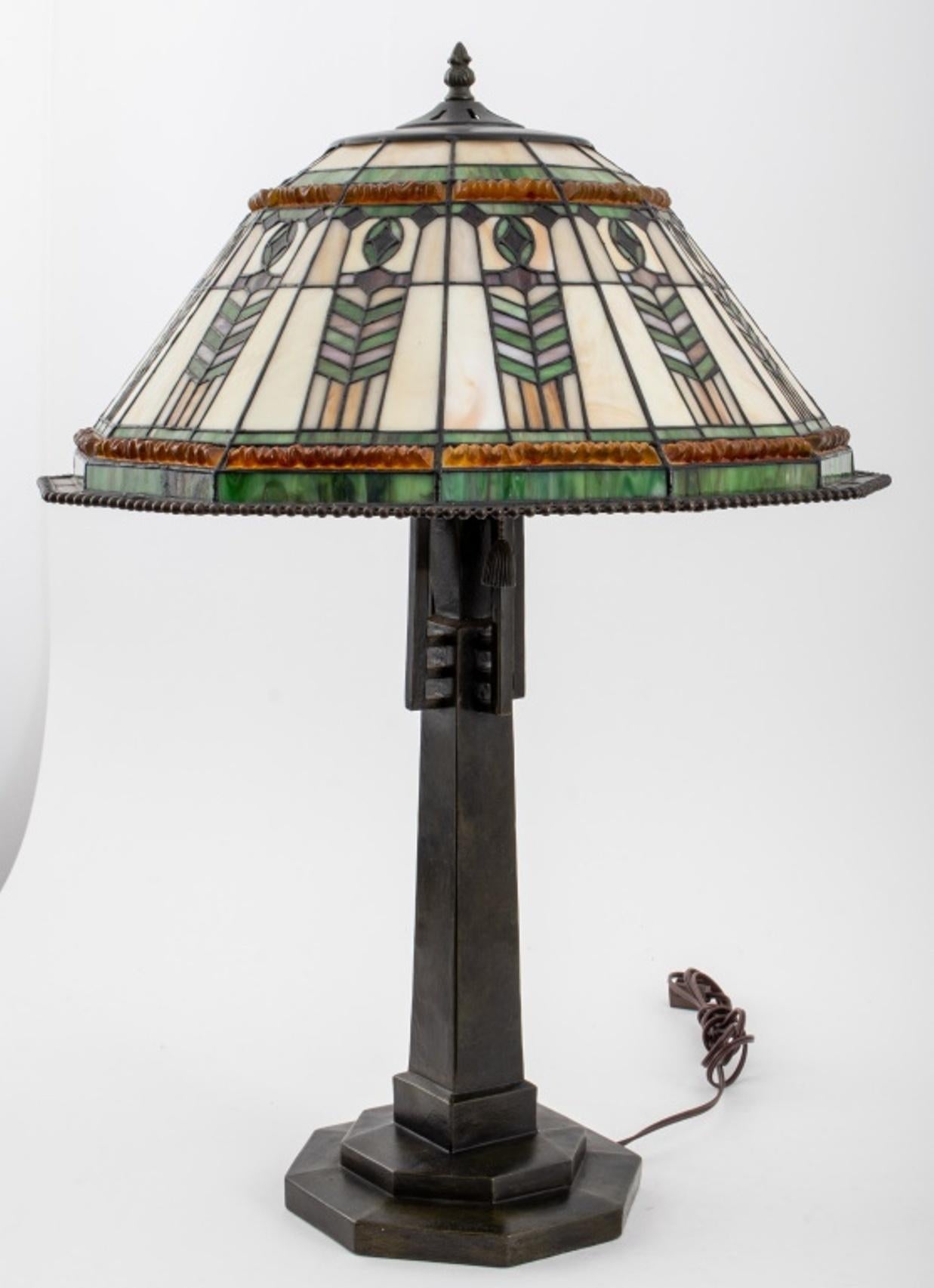 20th Century Tiffany Style Glass Table Lamp