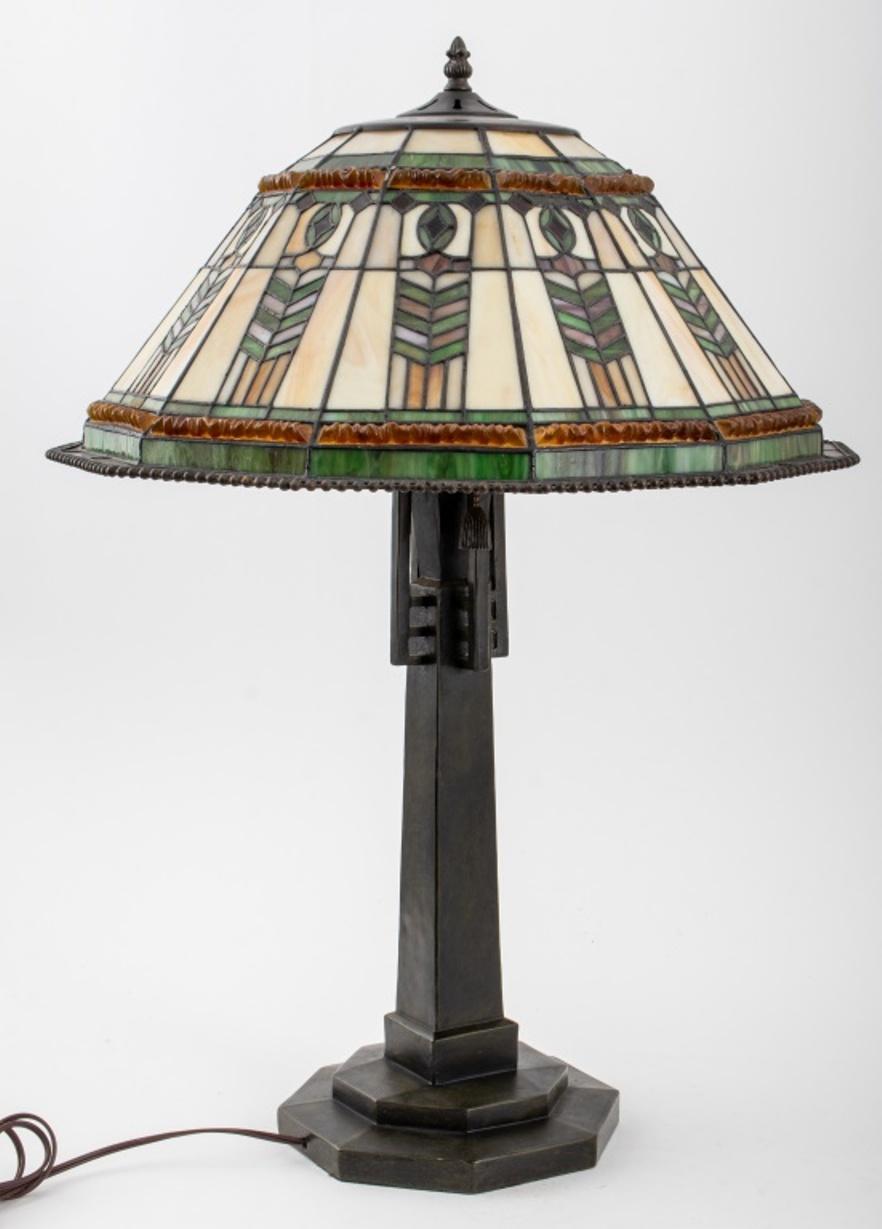 Tiffany Style Glass Table Lamp 2