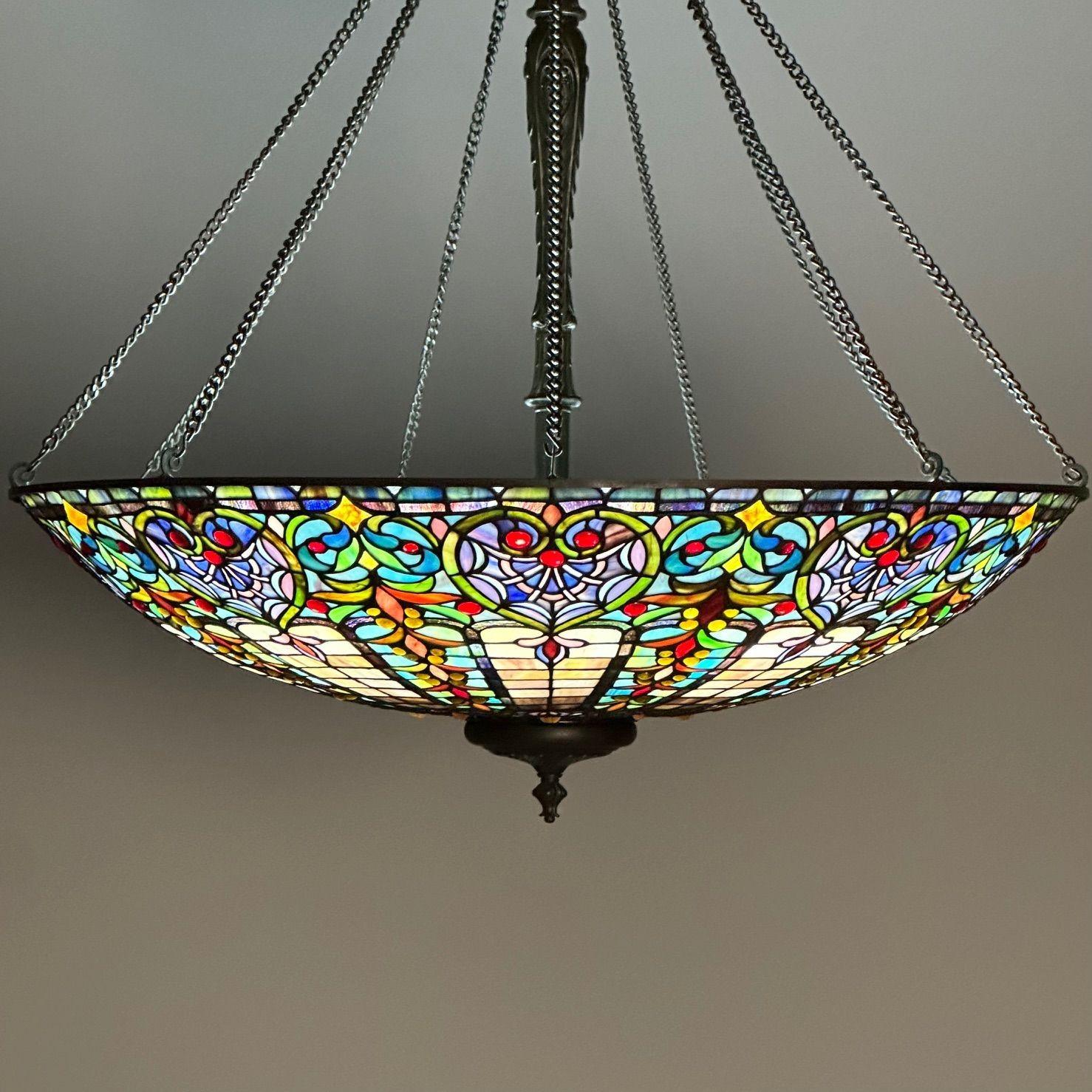 Quoizel, Tiffany Style, Bowl Chandelier, Resin, Art Glass, Bronze, 2010s In Good Condition For Sale In Stamford, CT