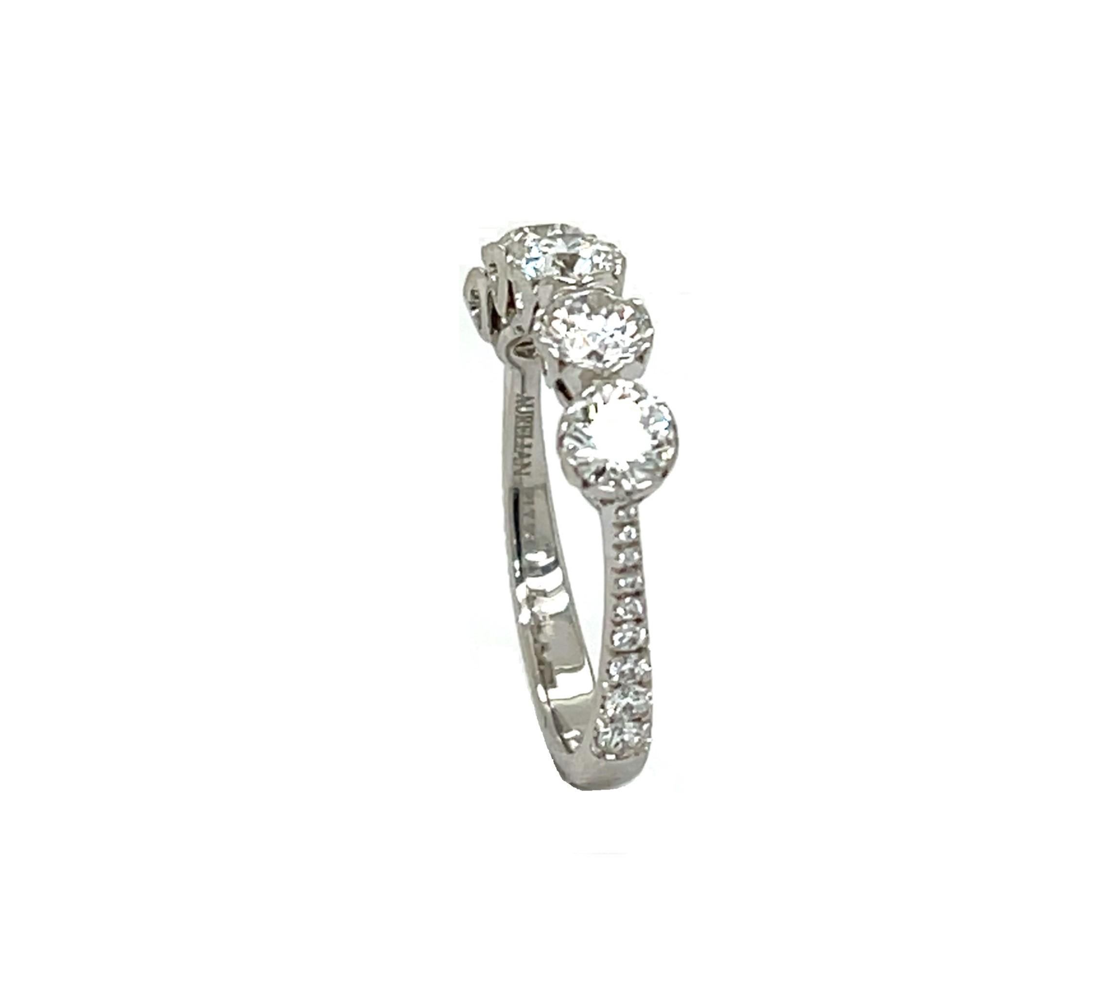 R-3351, Eternal Hearts Platinring im Zustand „Neu“ im Angebot in New York, NY