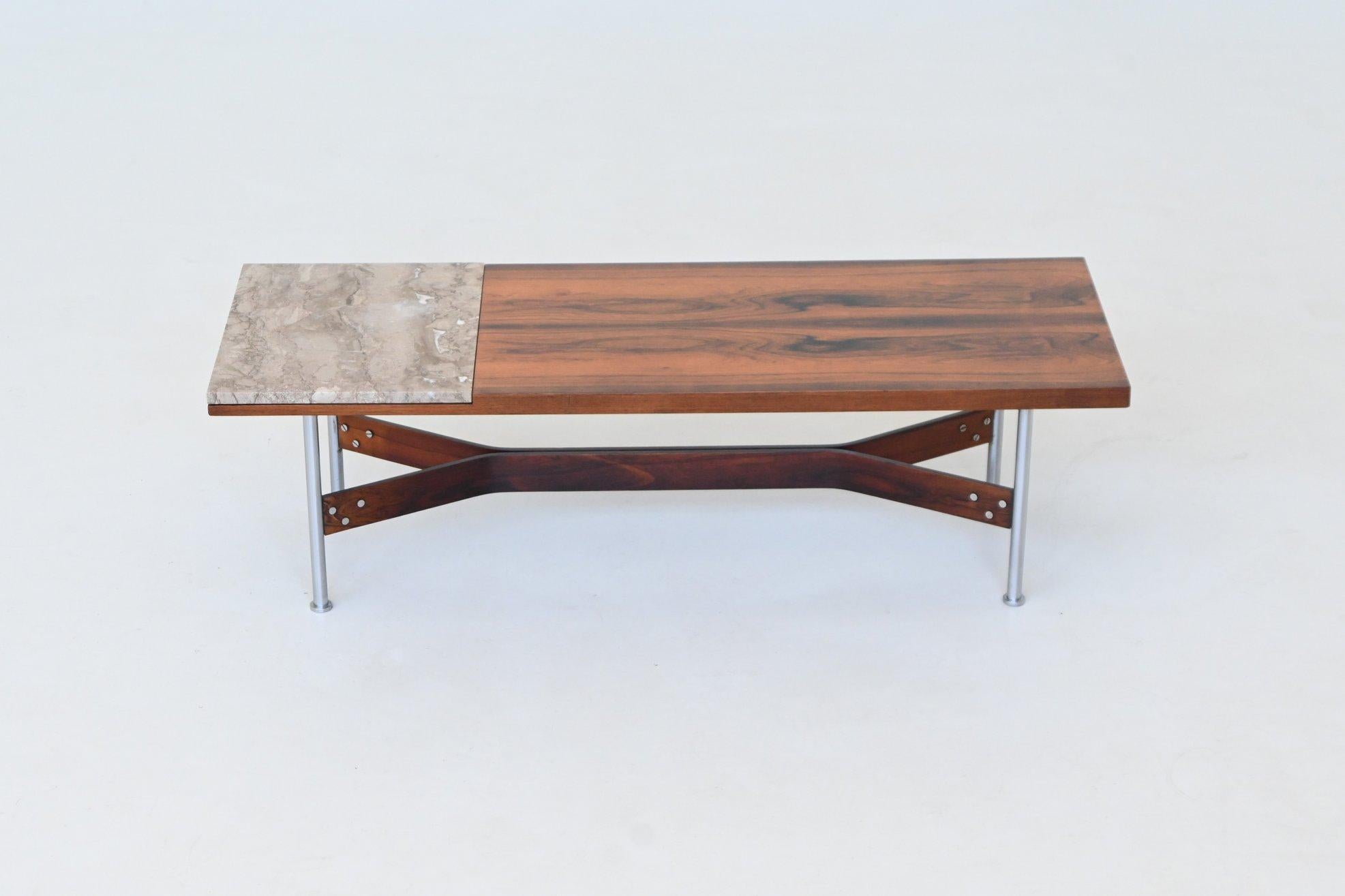 Milieu du XXe siècle R. I. B. Glatzel table basse en bois de rose et marbre Fristho Pays-Bas 1962 en vente