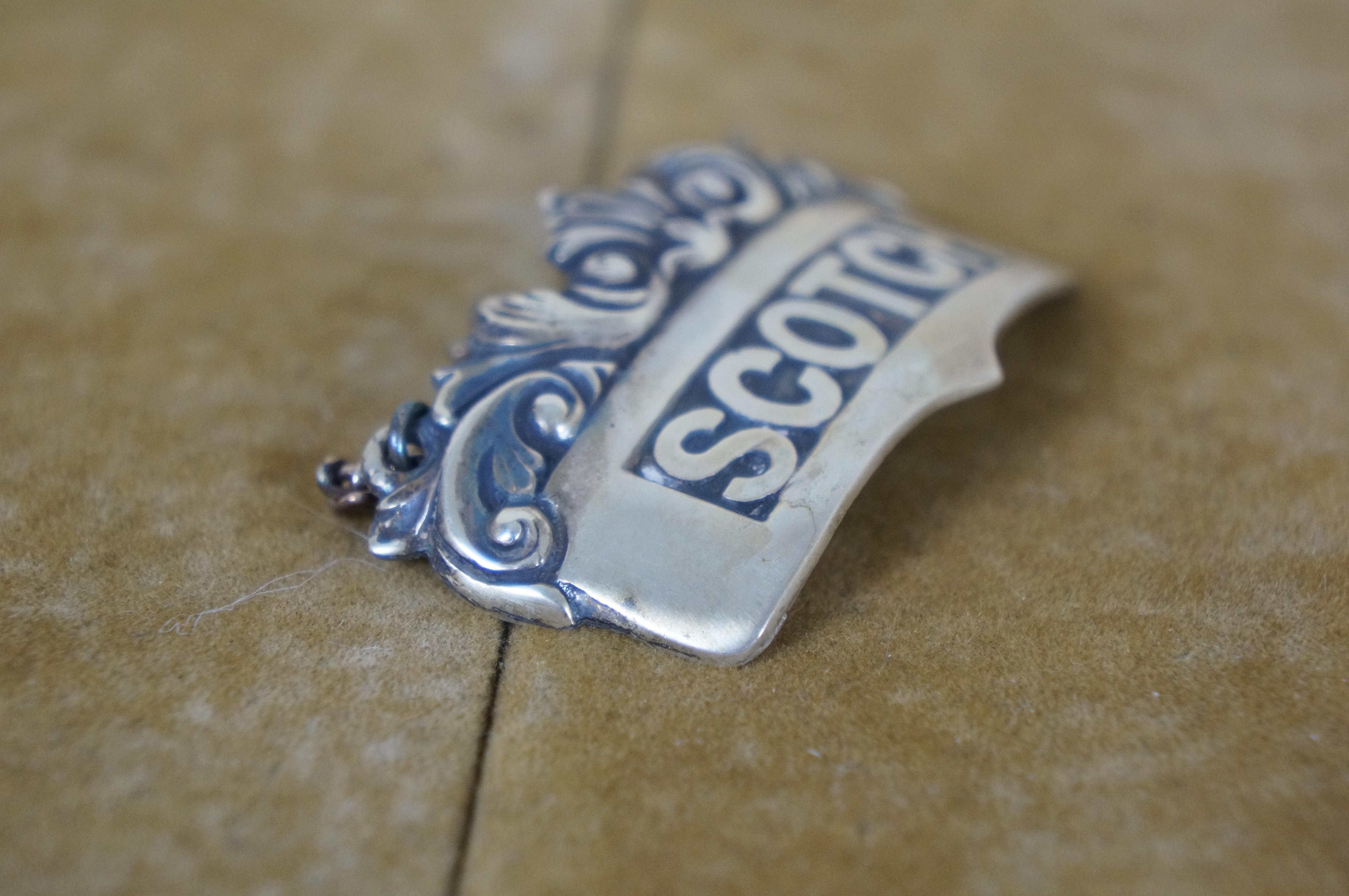 XX secolo R Blackinton Barocco in argento Sterling Scotch Liquor Bar Bottle Label Charm 27g in vendita