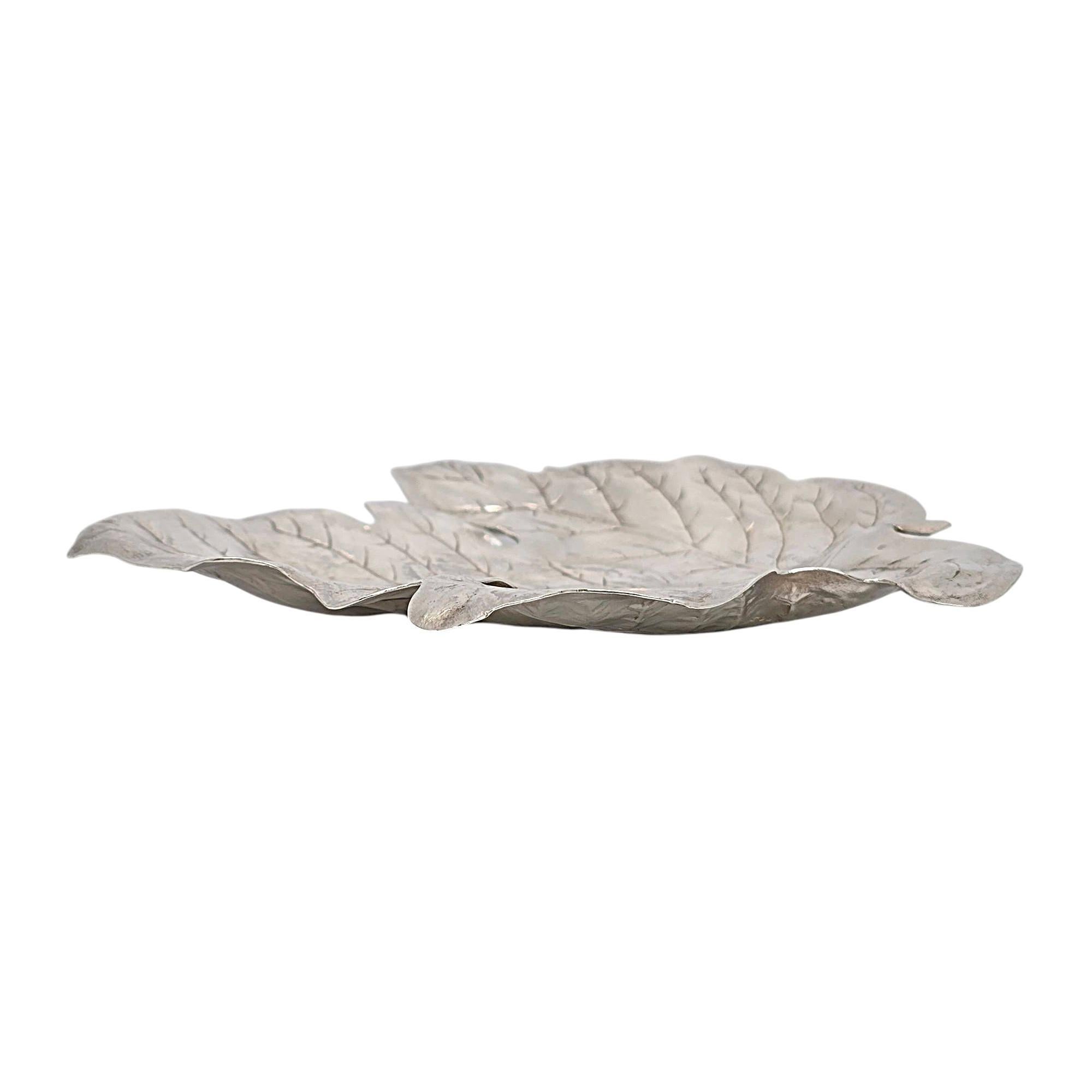 R Blackinton & Co Sterling Silver Oak Leaf Dish 501 #21024 In Good Condition For Sale In Washington Depot, CT