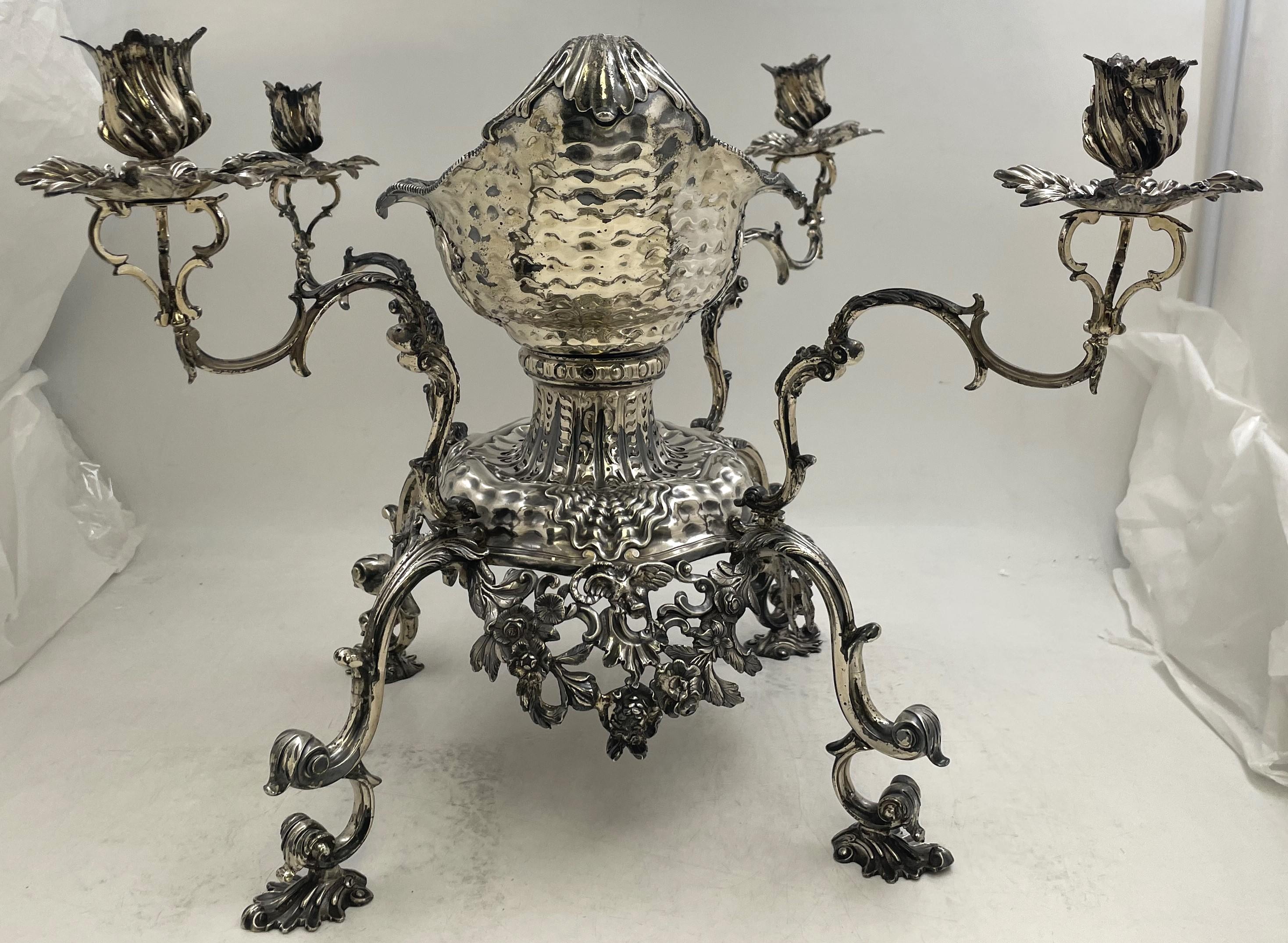 R. Centrotavola Epergne in argento Sterling di Calderwood della metà del XVIII secolo in vendita 11