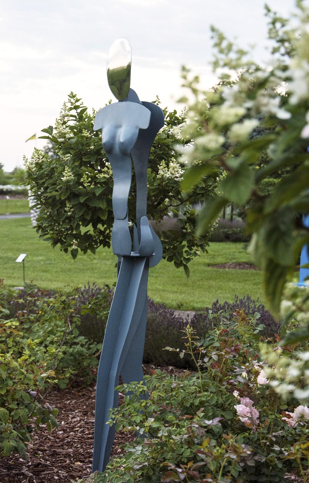 Looking at You, Looking at Me, Looking at You - sculpture d'extérieur ludique en acier - Contemporain Sculpture par R. Clark Ellis