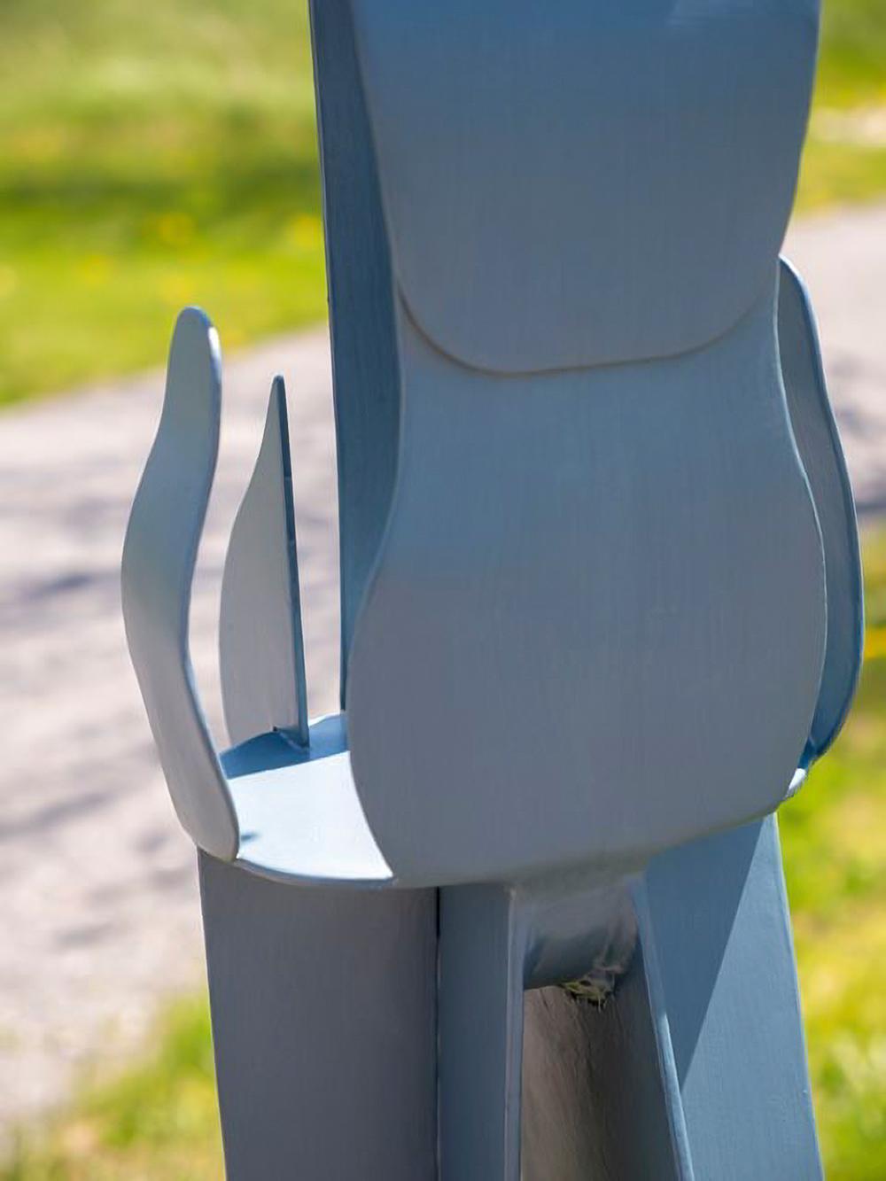 Looking at You, Looking at Me, Looking at You - sculpture d'extérieur ludique en acier - Gris Figurative Sculpture par R. Clark Ellis