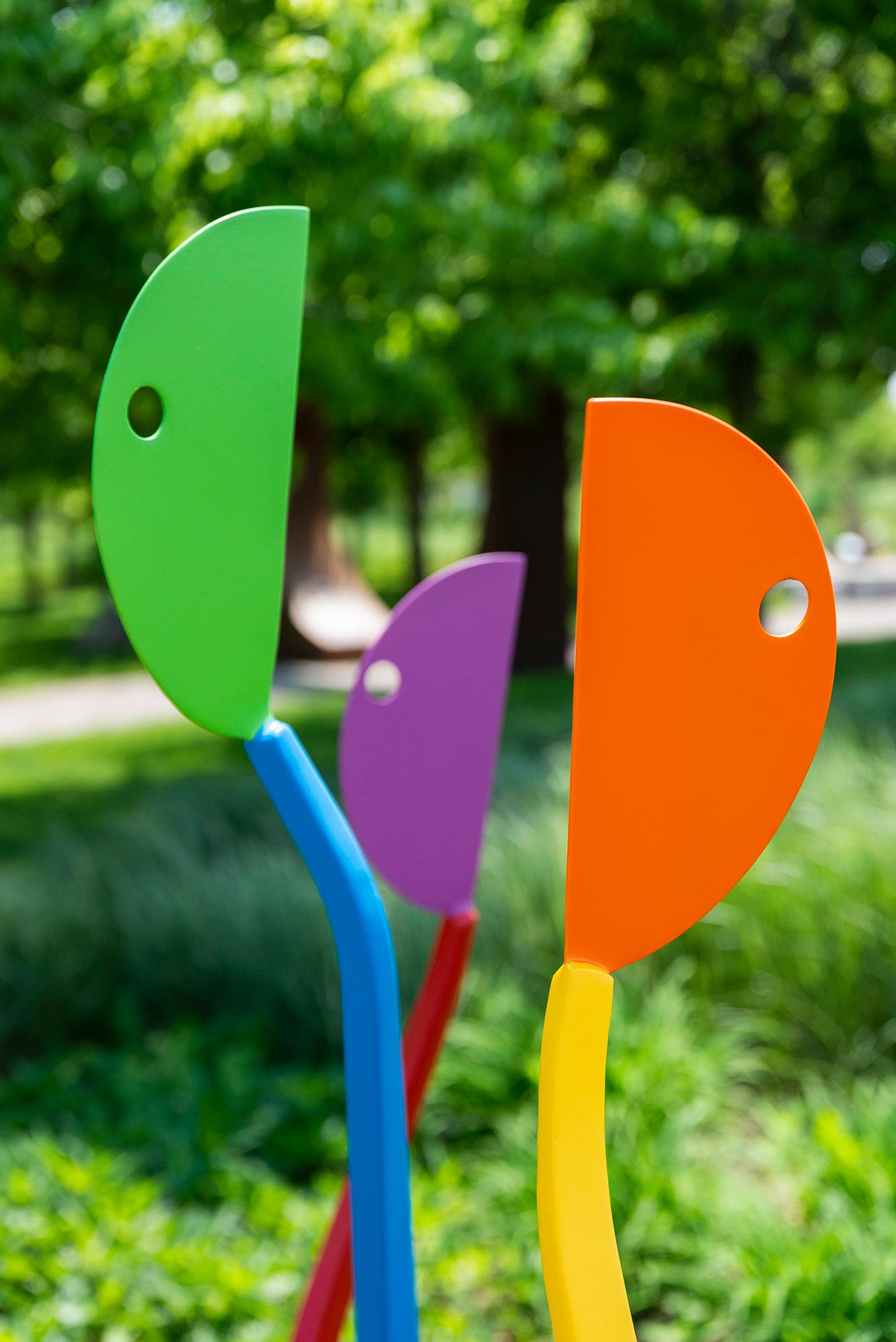 Red, Yellow and Blue - sculpture minimaliste et abstraite en acier peint par poudrage - Sculpture de R. Clark Ellis