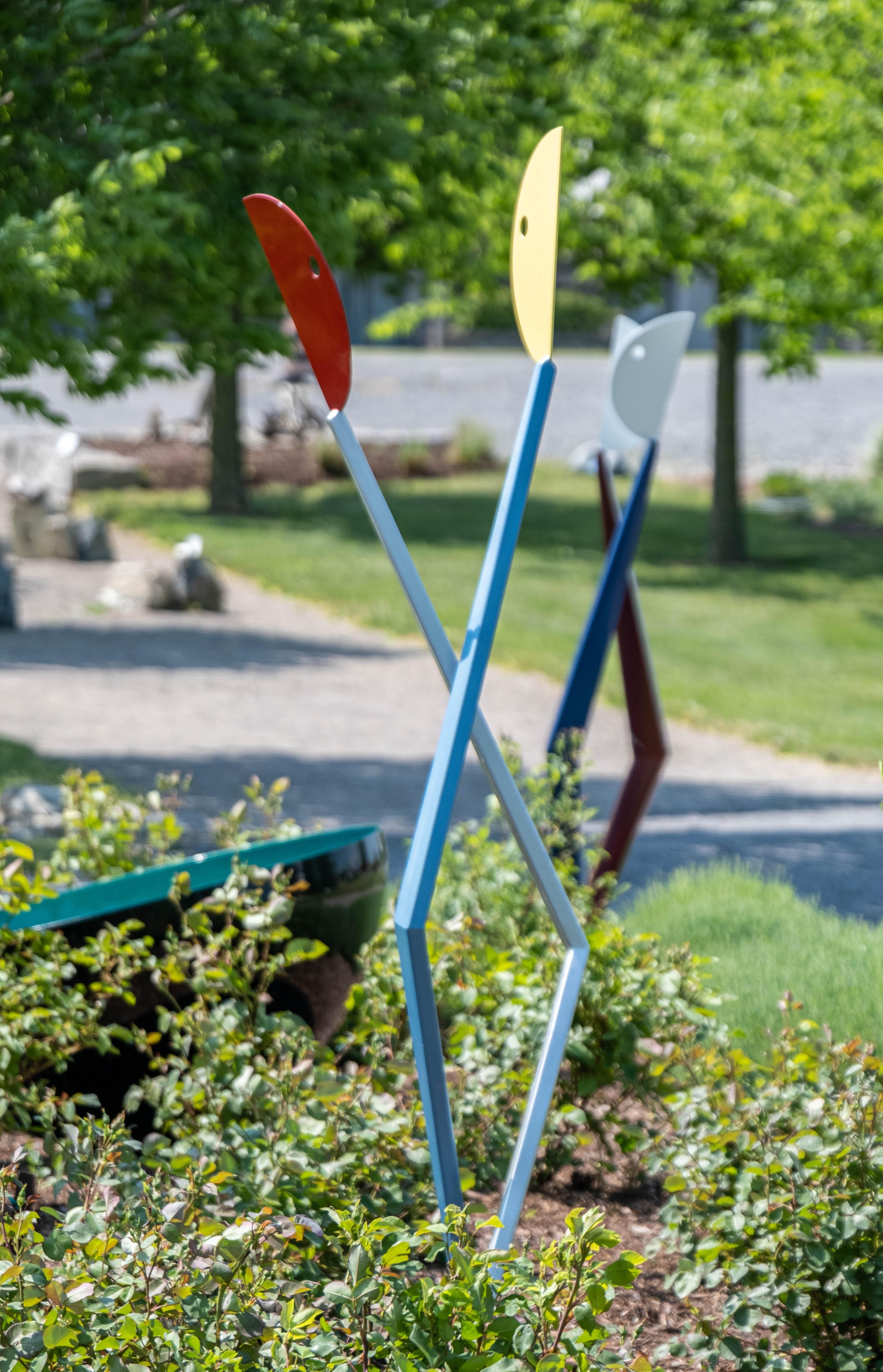 X-Y - tall, minimalist, abstracted figures, painted steel outdoor sculpture For Sale 2