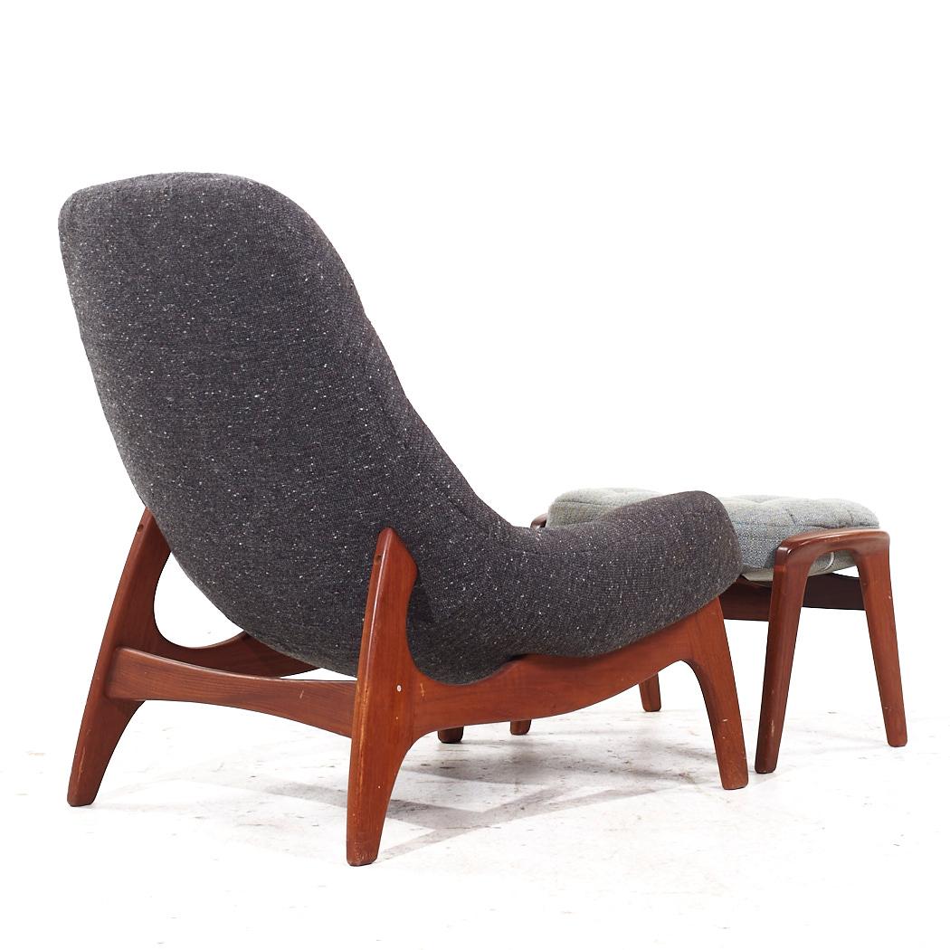 Canadian R Huber Mid Century Teak Lounge Chair with Ottoman
