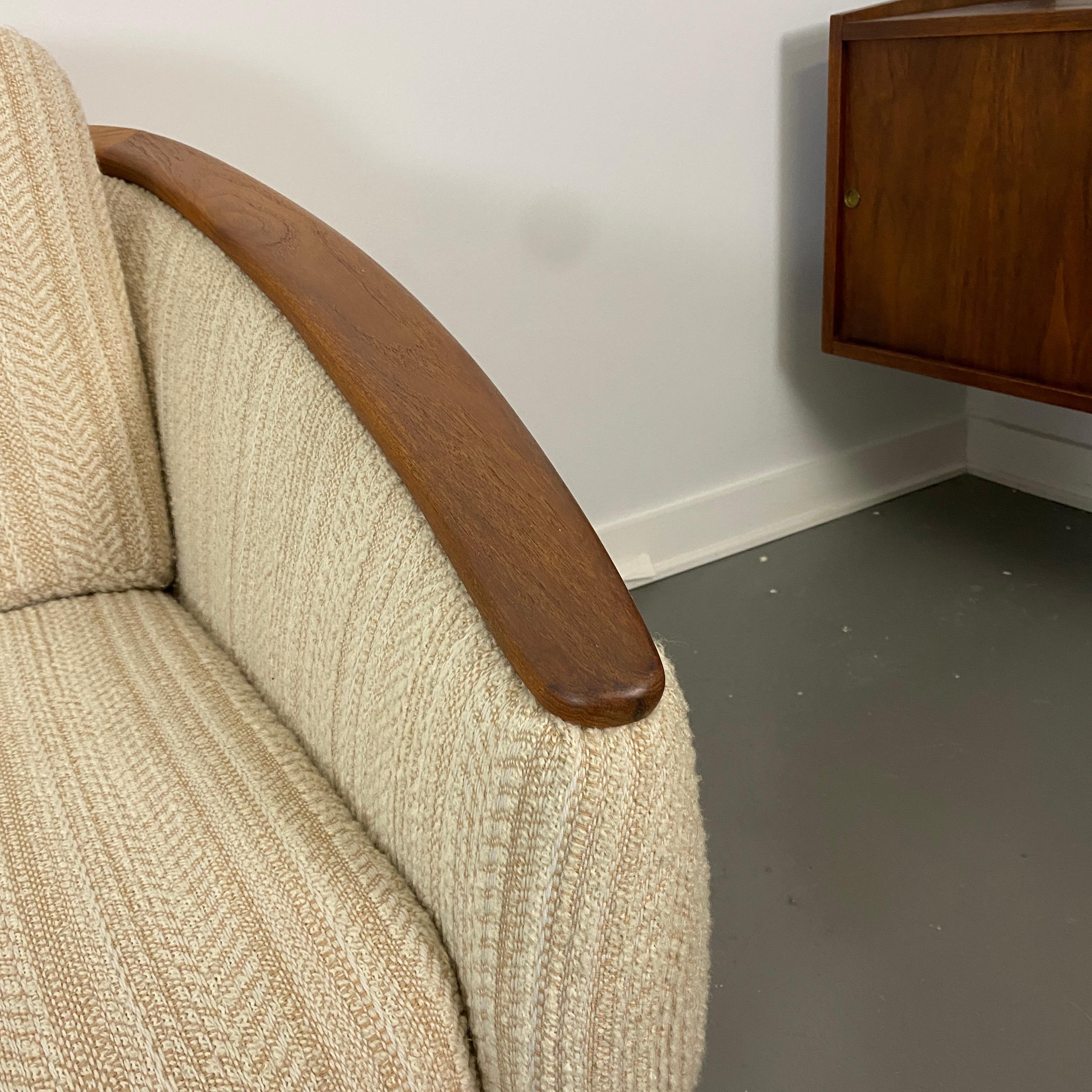 r huber couch