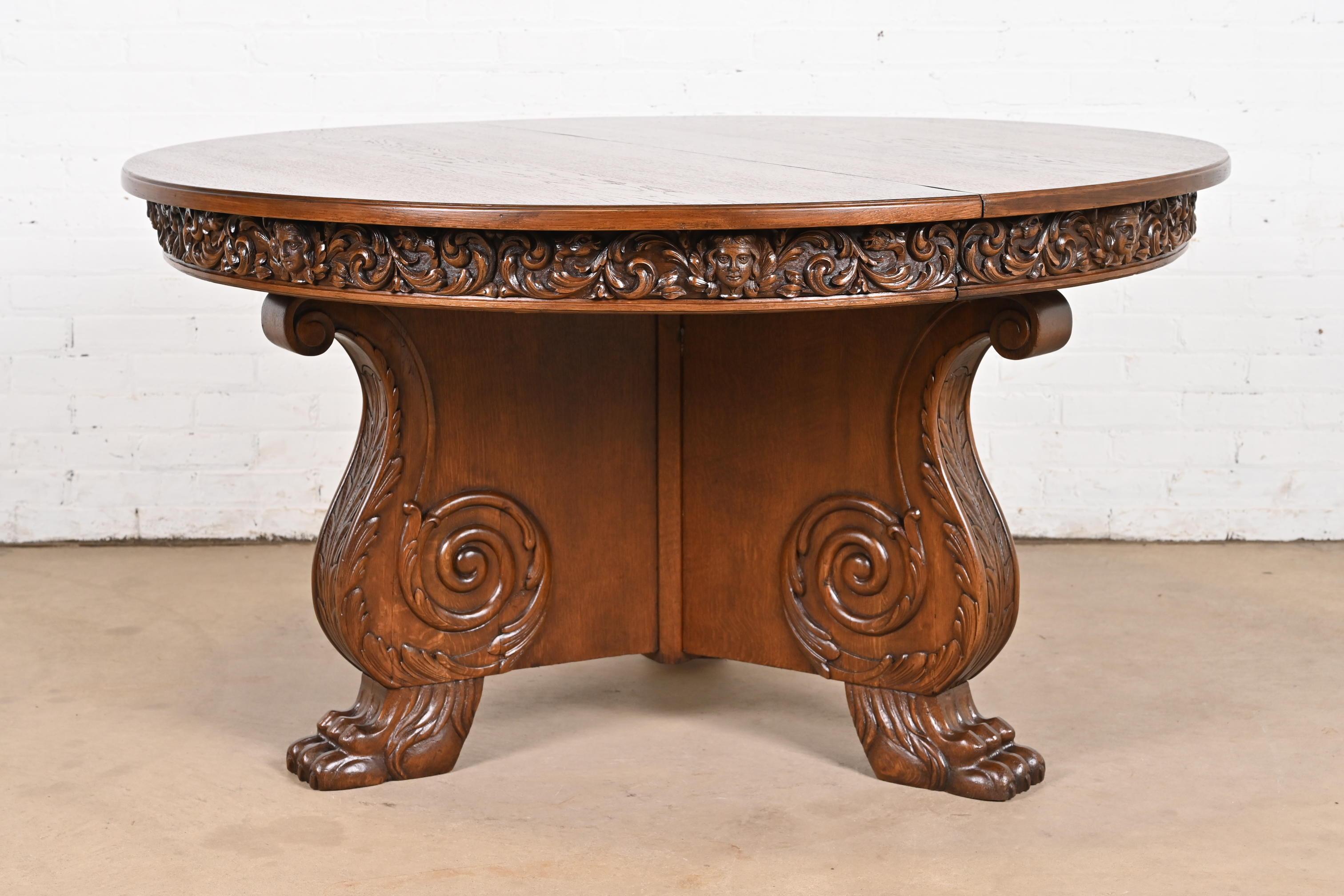 R. J. Horner Antique Victorian Carved Pedestal Pedestal Dining Table (Table à manger à rallonge en chêne sculpté) en vente 5