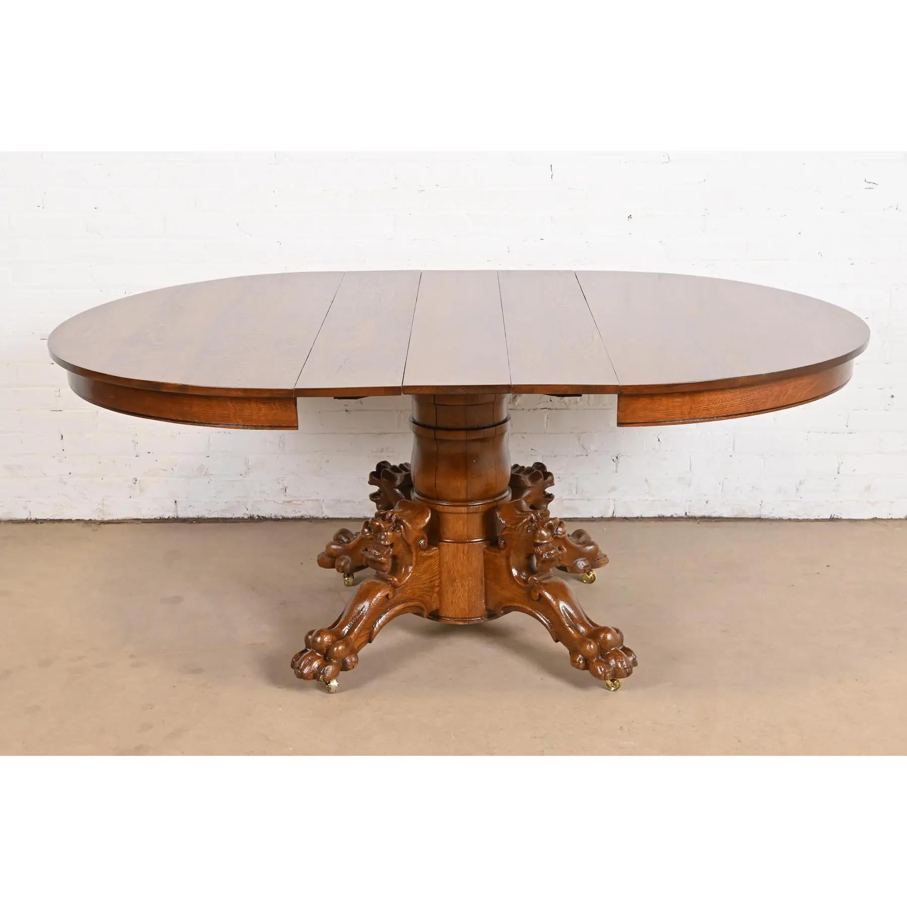 R. J. Horner table de salle à manger victorienne ancienne à rallonge en chêne avec piédestal, revernie en vente 1