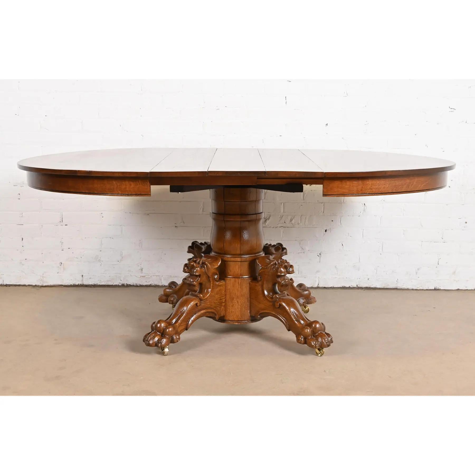 R. J. Horner table de salle à manger victorienne ancienne à rallonge en chêne avec piédestal, revernie en vente 2