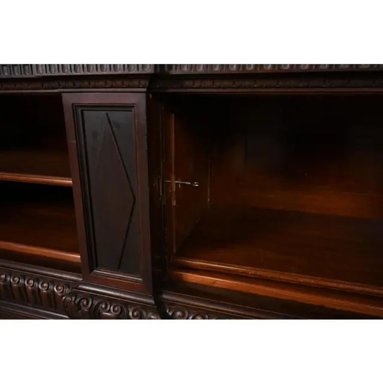 R. J. Horner Librería de caoba tallada estilo Renacimiento Antique French en venta 2