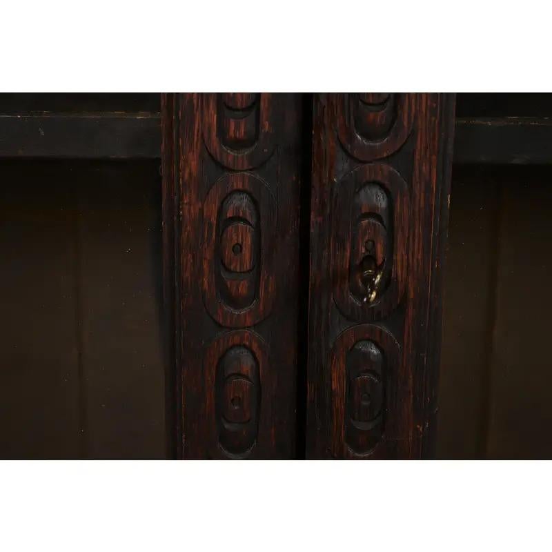 R. J. Horner Stil Antike viktorianische geschnitzte Eiche Bücherschrank, CIRCA 1880s im Angebot 2