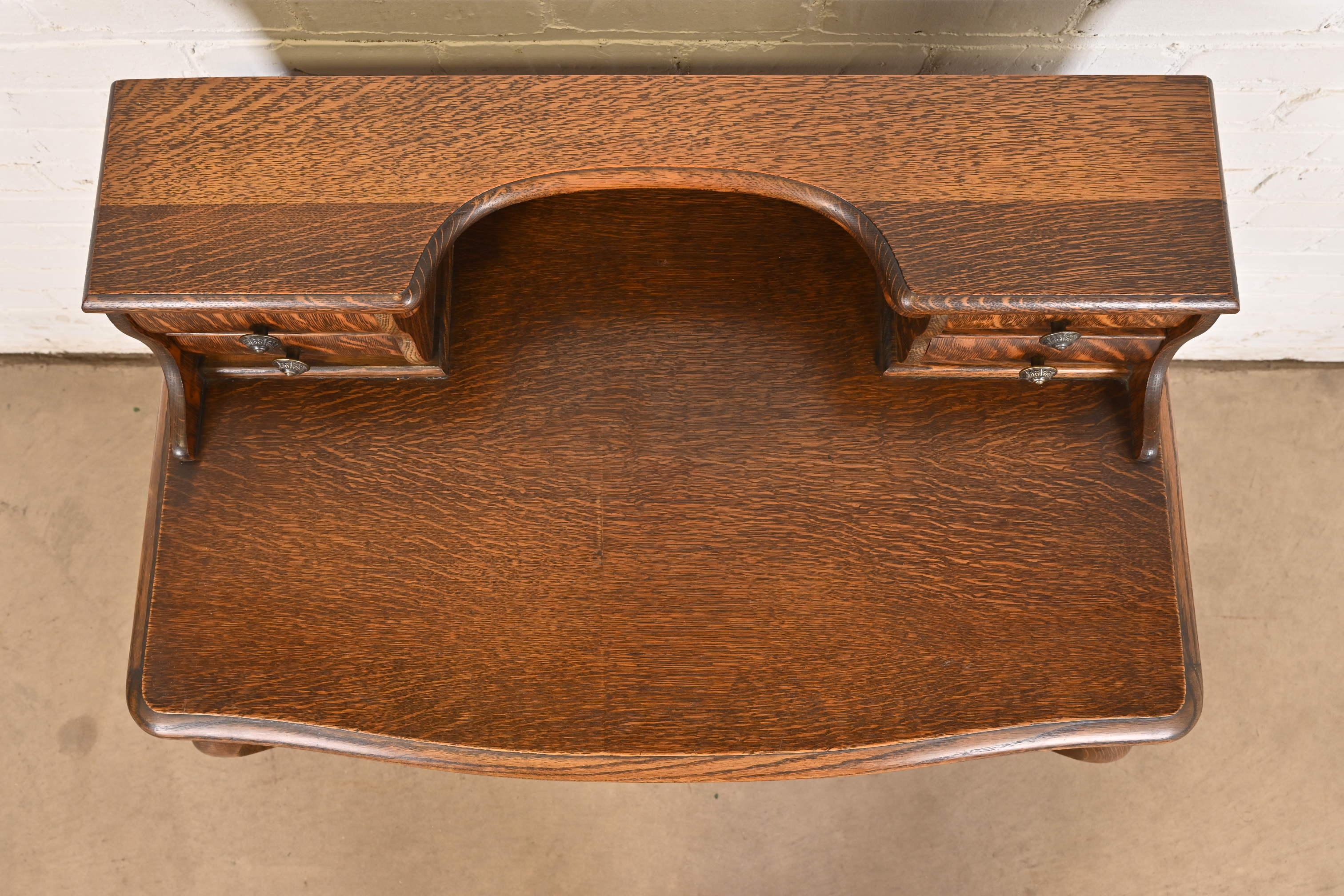 Bureau victorien ancien pour femmes de style R. J. Horner, vers 1890 en vente 3