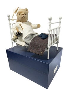 R. John Wright Classic Pooh with Bed. Ltd. Ed 052/500