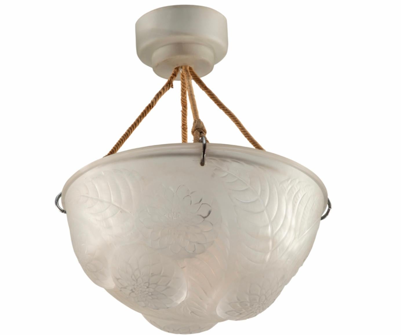 Molded R. Lalique Clear and Frosted Glass Dahlias Plafonnier Chandelier  For Sale