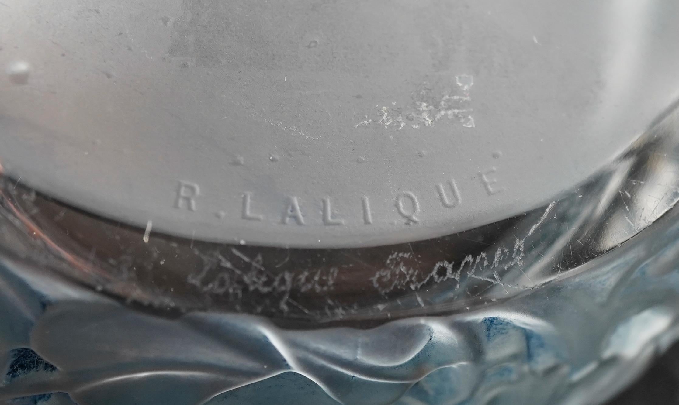 20th Century R Lalique Dinard Box Blue Patina For Sale