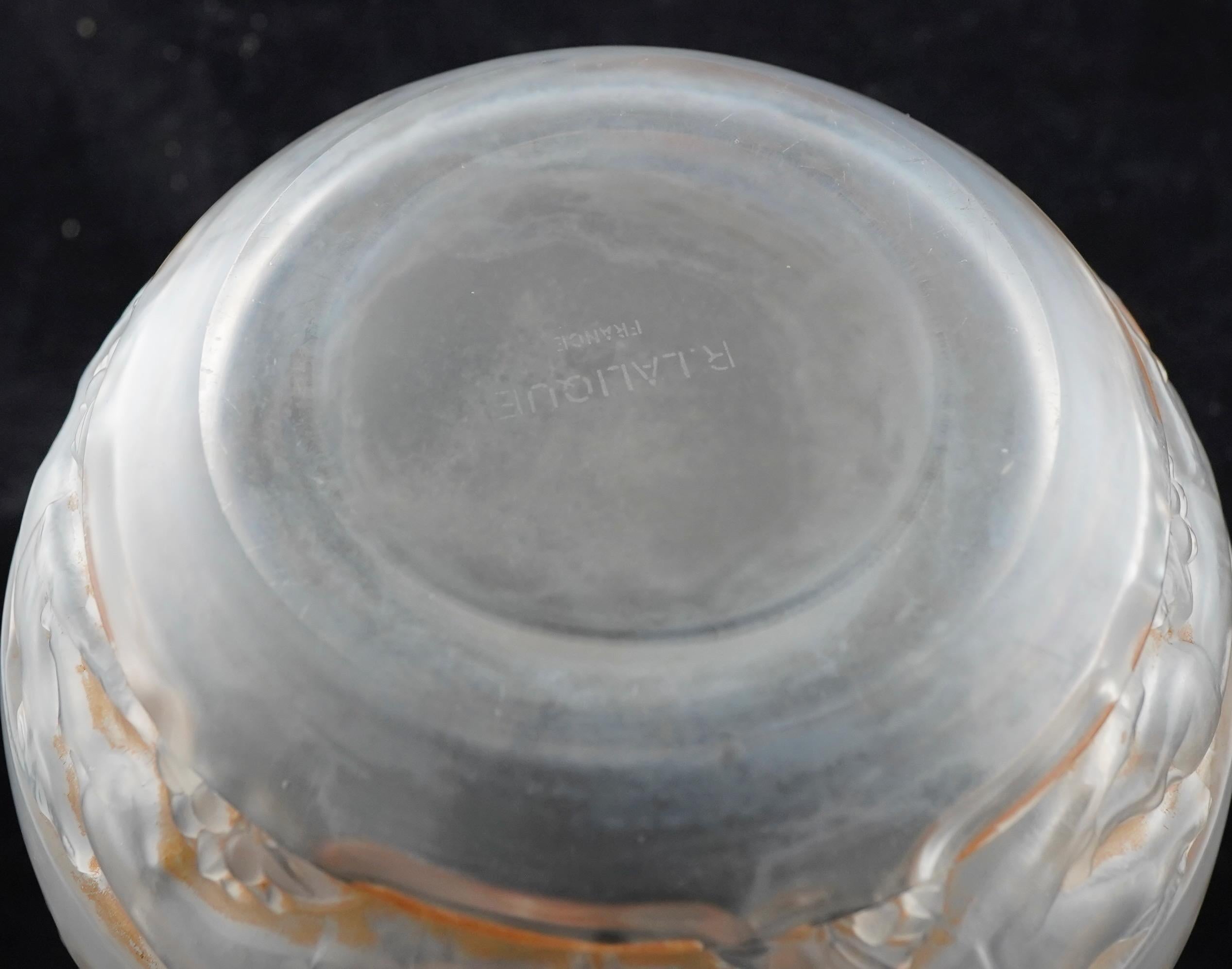 R Lalique Vaso Soudan Patina Seppia Circ 1927 Art Deco In condizioni ottime in vendita a Sarasota, FL