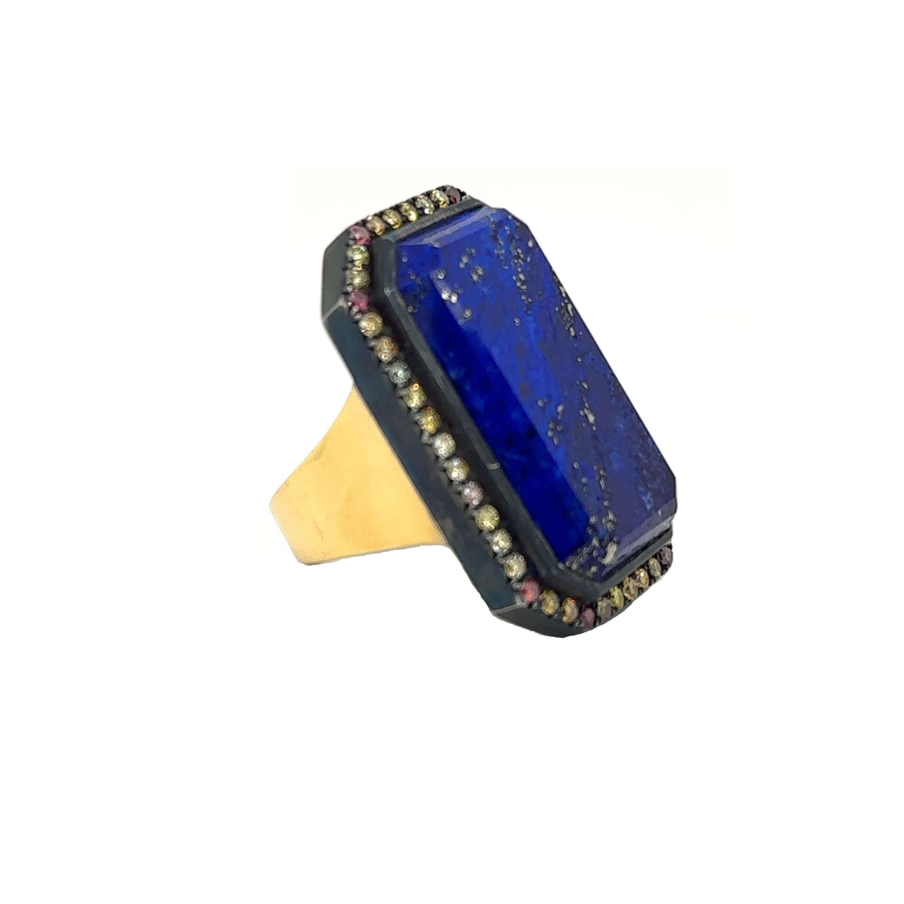 R-LAPI-33 - 18K Yellow Gold & Silver Ring with Lapis & Cognac Diamonds In New Condition For Sale In New York, NY
