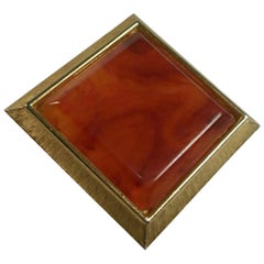 R. MANDLE - Vintage Faux Amber & Gold Tone Brooch - Signed - Late 20th Century