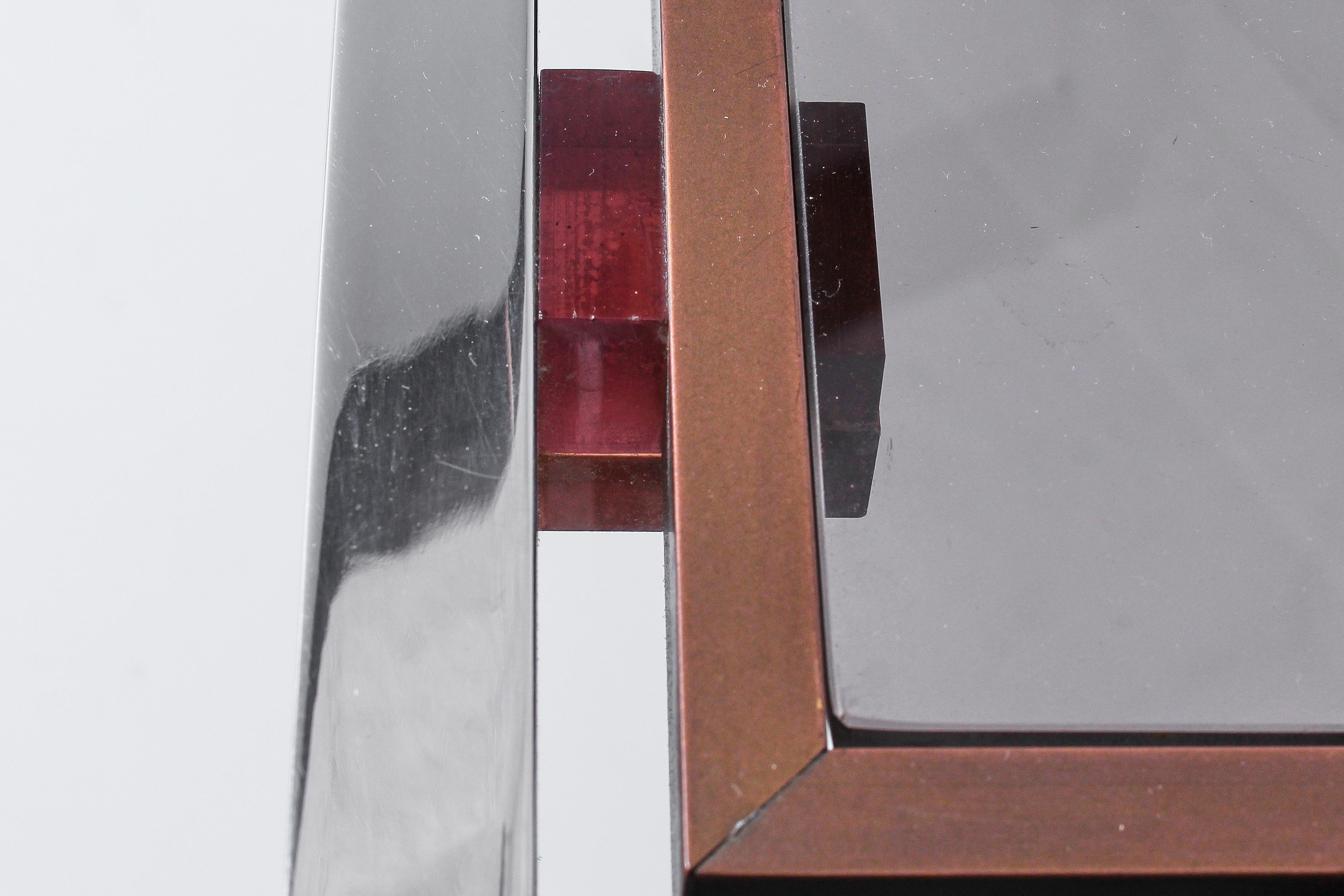 Table basse en métal chromé, laiton et verre foncé R. Rega pour Nazaret, Italie, années 70 en vente 6